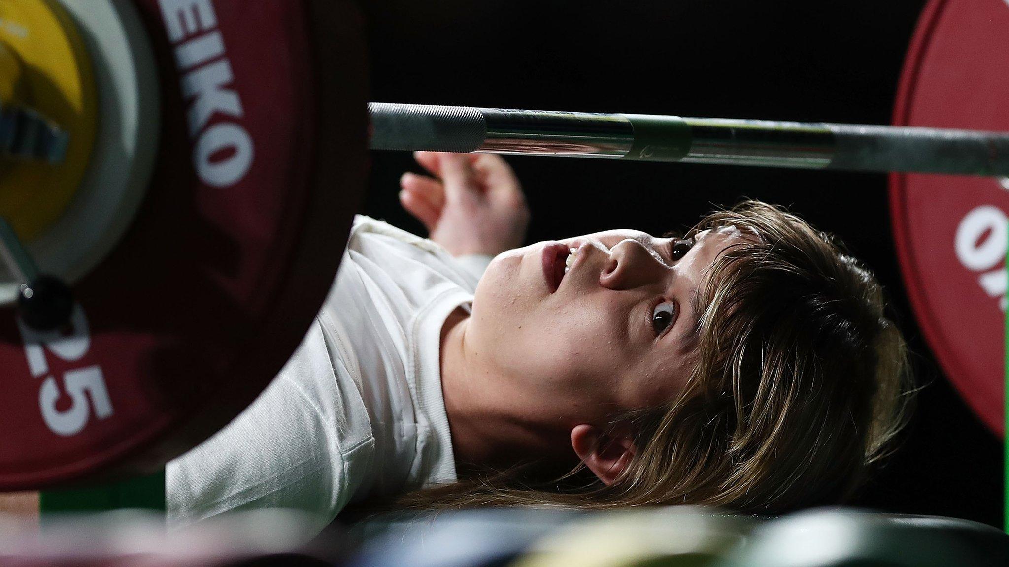 Para-powerlifter Zoe Newson