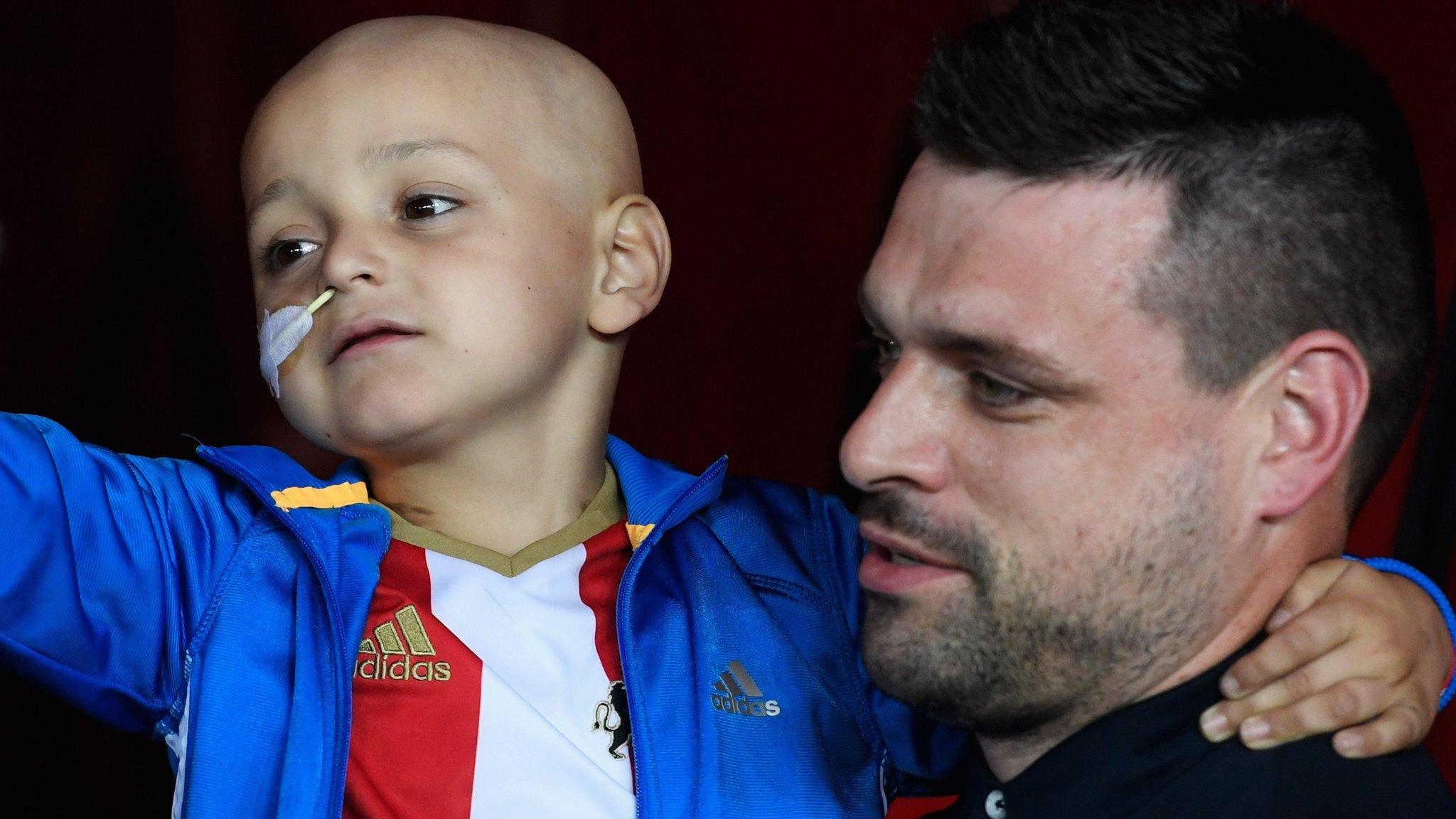 Bradley Lowery and dad Carl