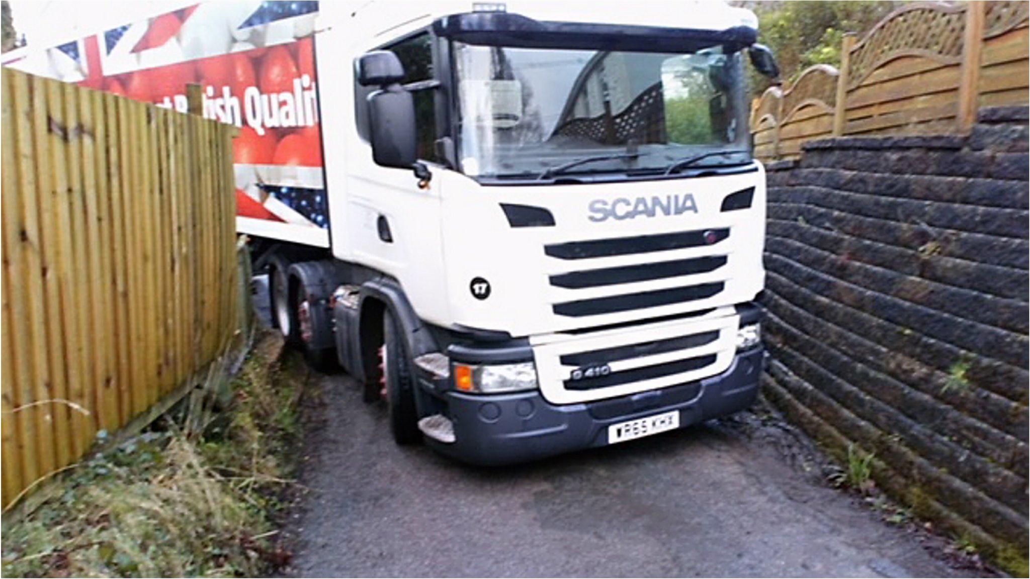 Lorry in lane