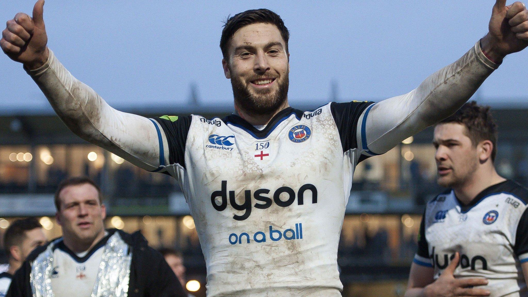 Matt Banahan with thumbs up for Bath