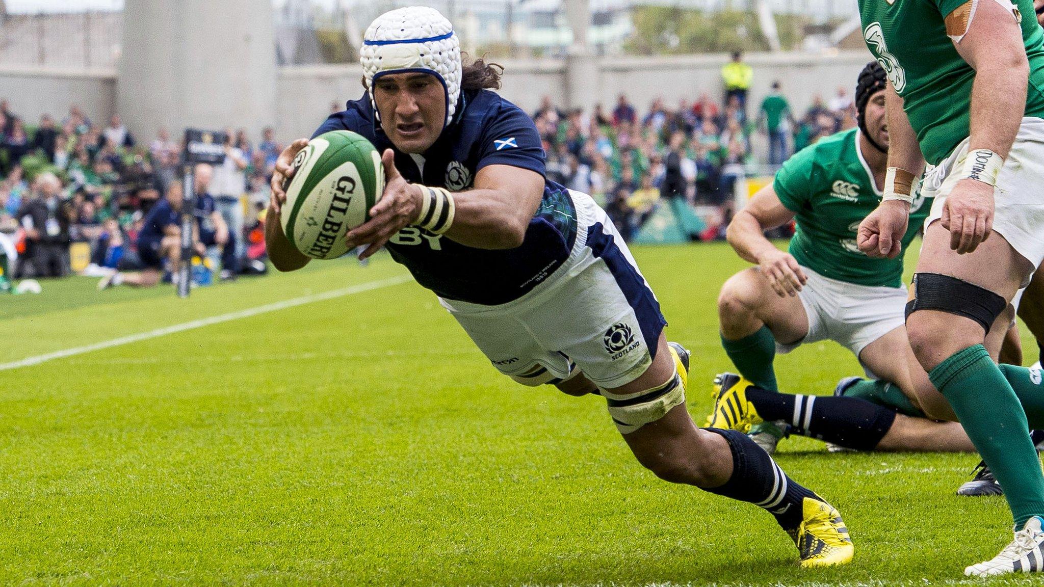 Blair Cowan scores a try for Scotland against Ireland