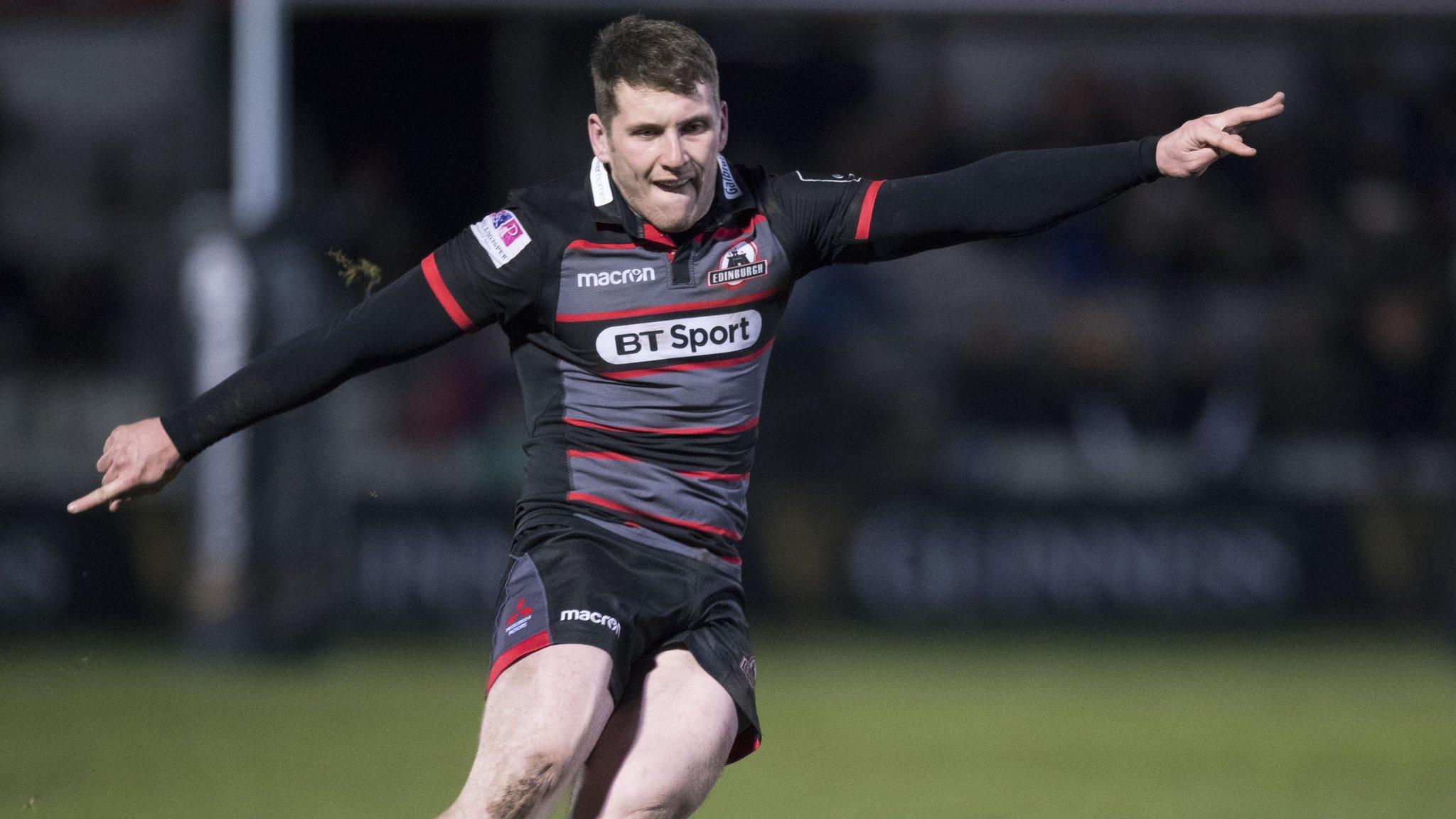 Mark Bennett playing for Edinburgh