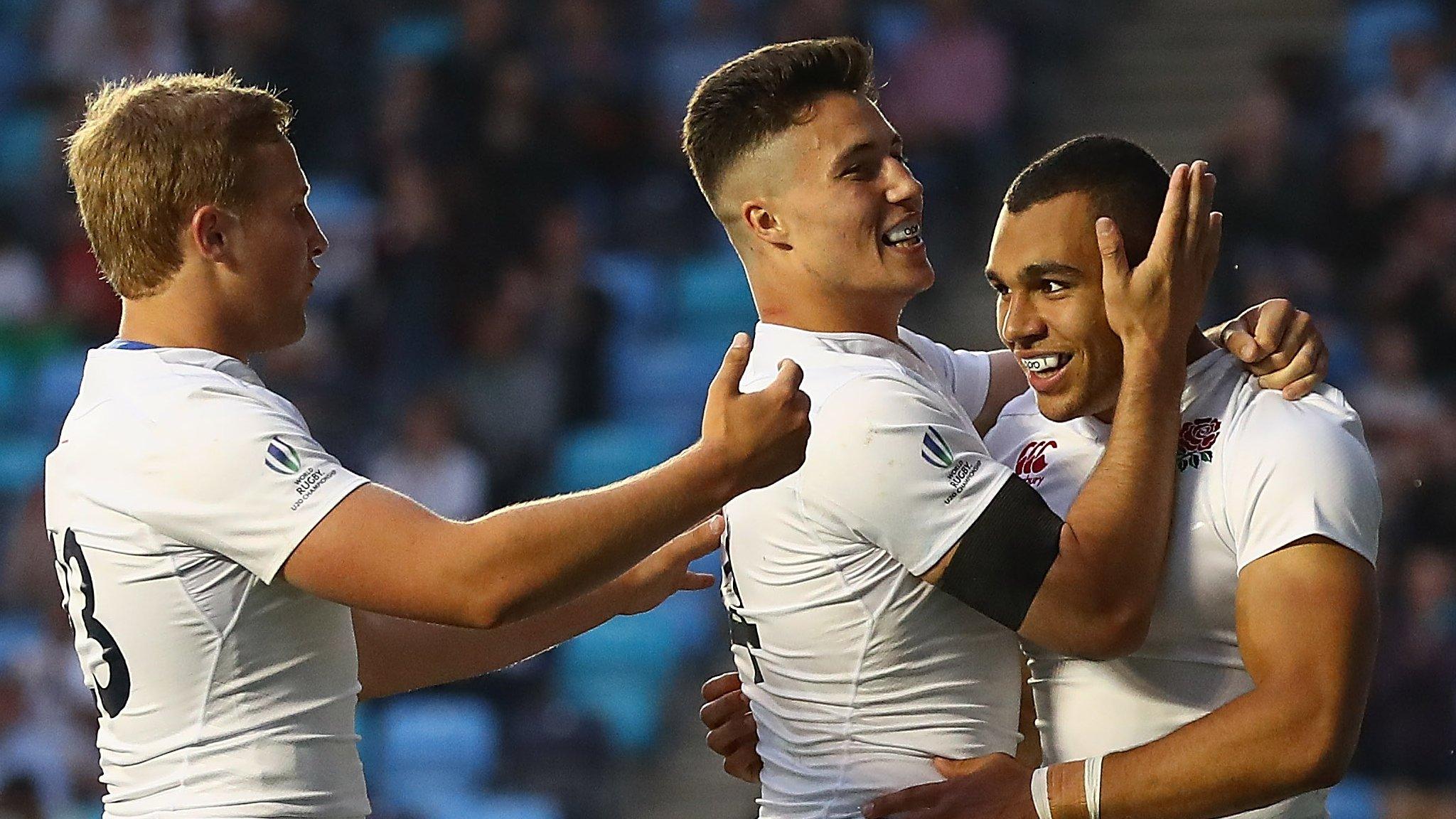 England celebrate during the win over Italy