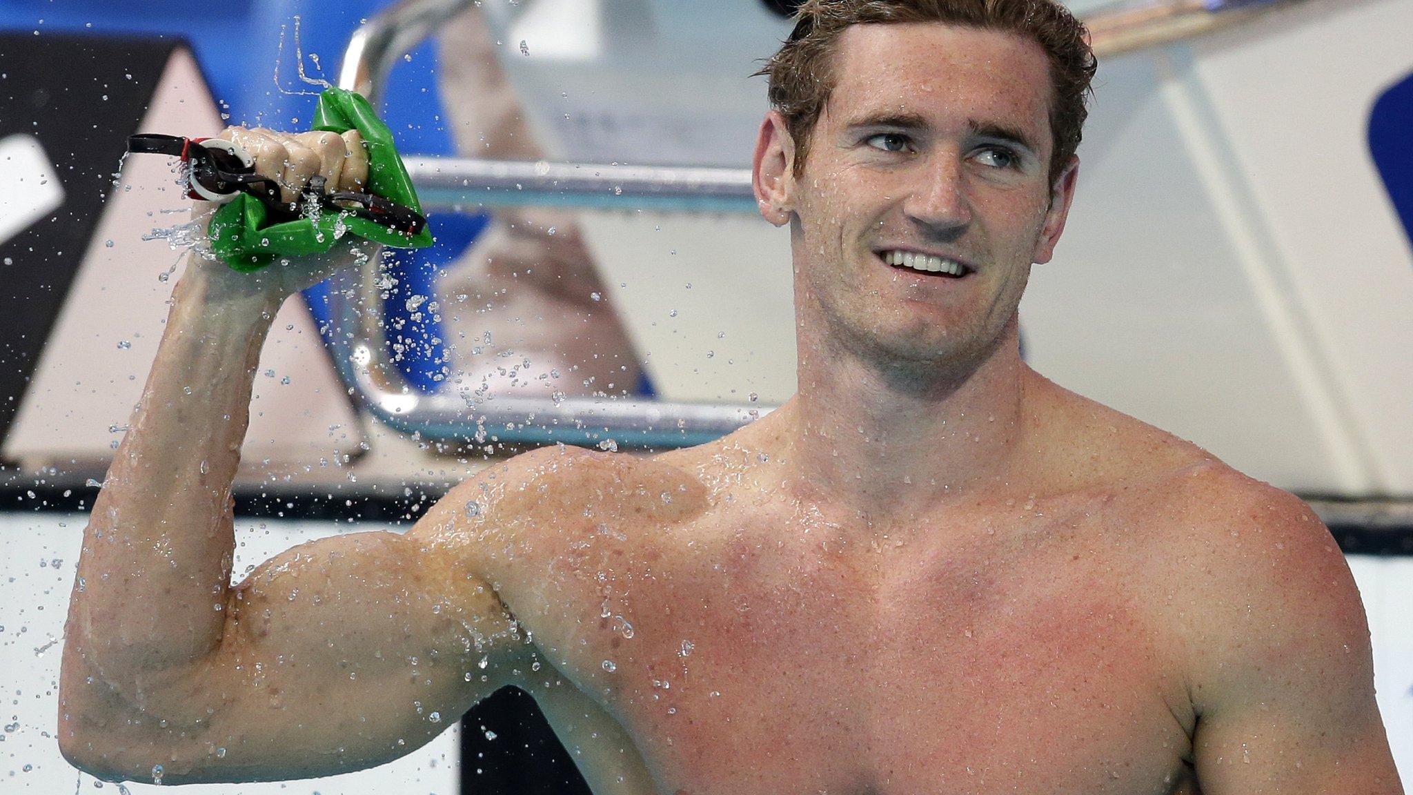 Cameron van der Burgh celebrates his new world record