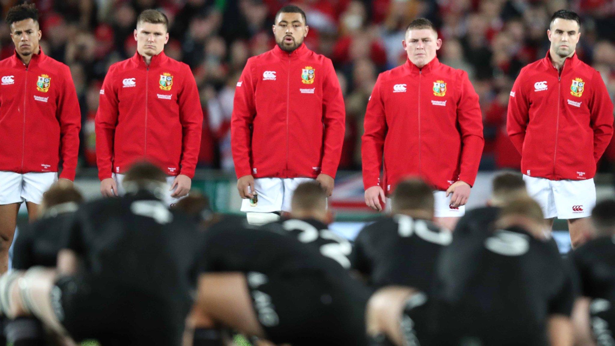 The 2017 Lions face the All Blacks' haka