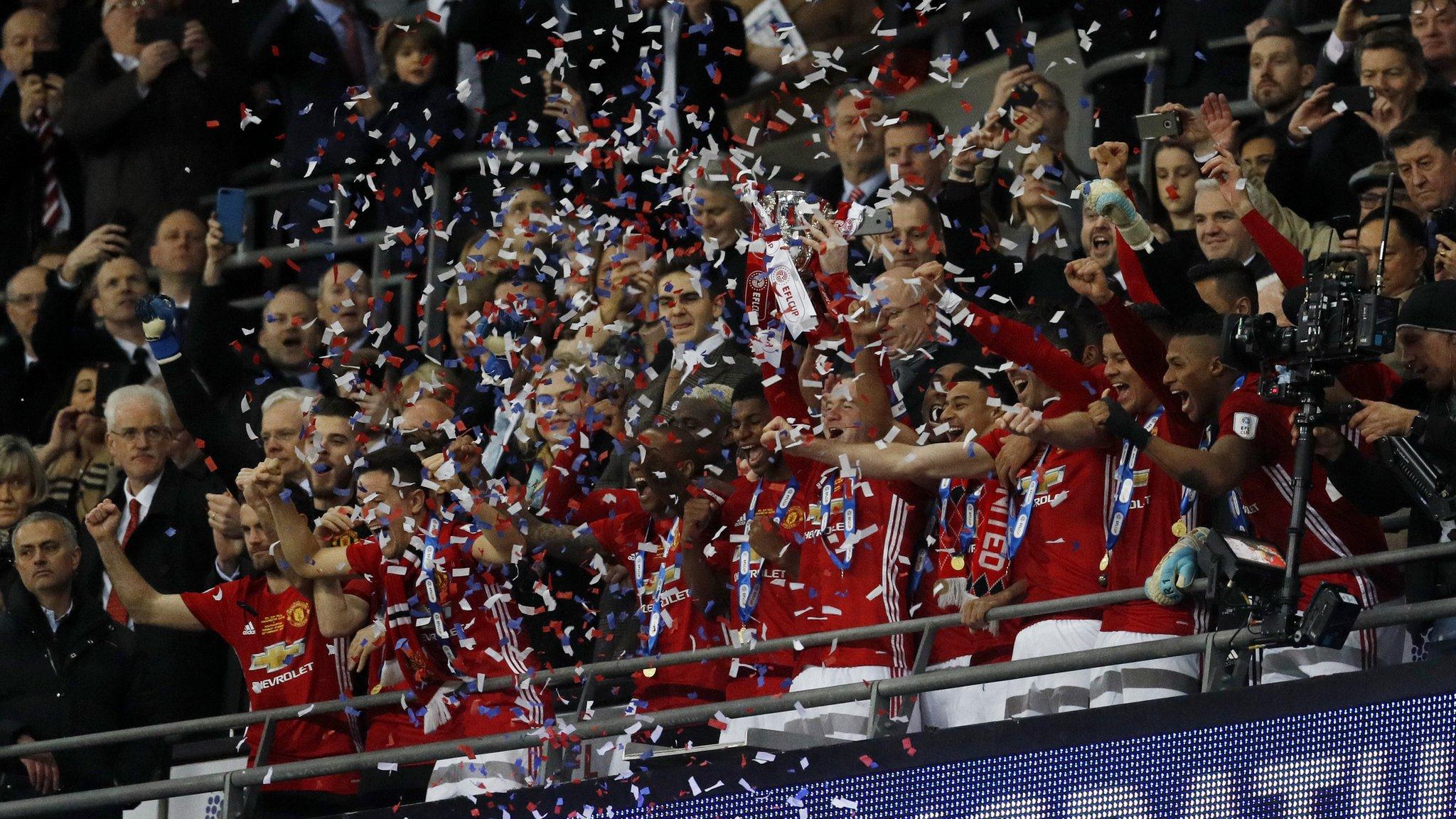 Manchester United lift the EFL Cup