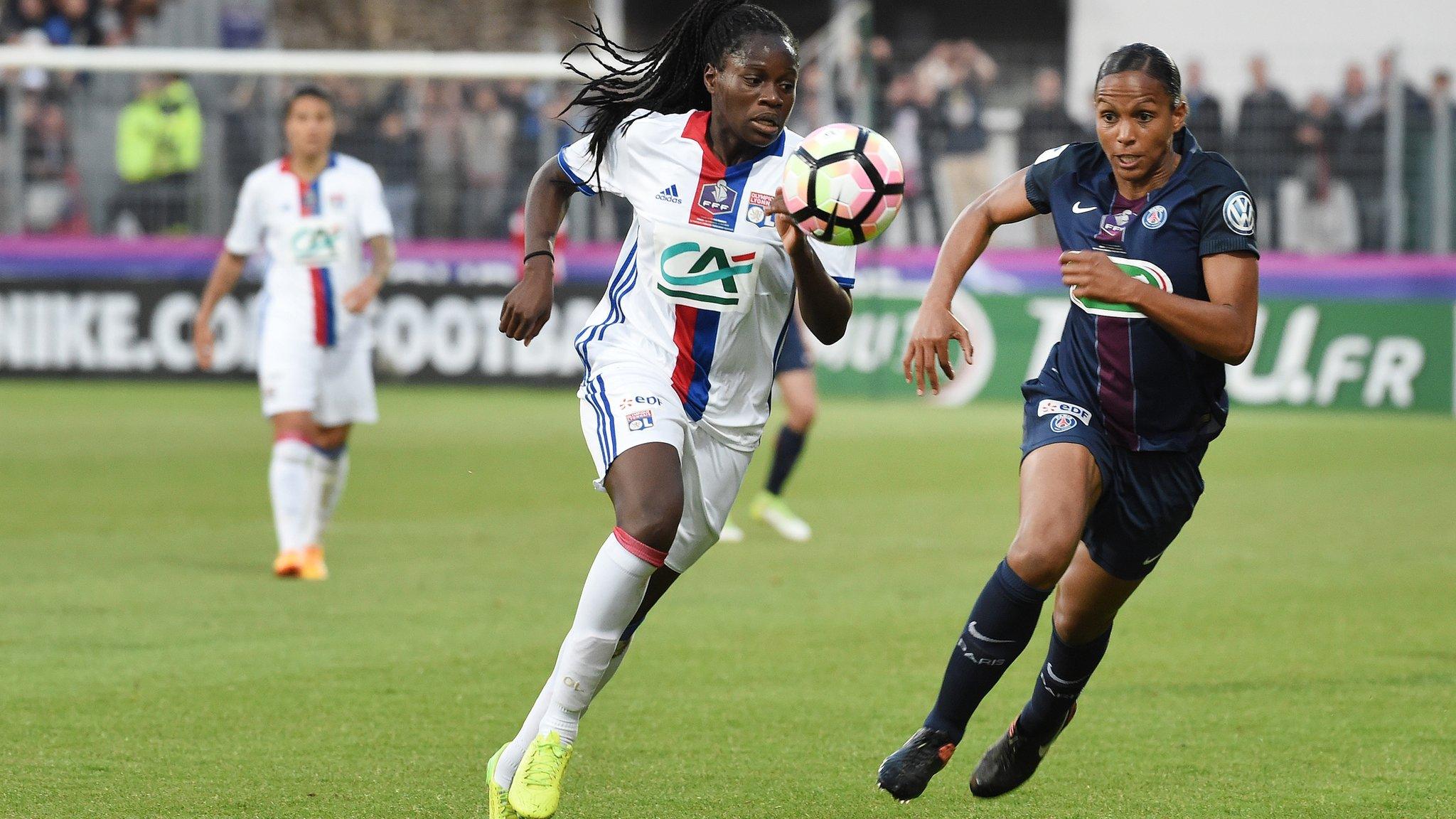 Paris Saint-Germain and Lyon in the women's Champion's League competition in 2014