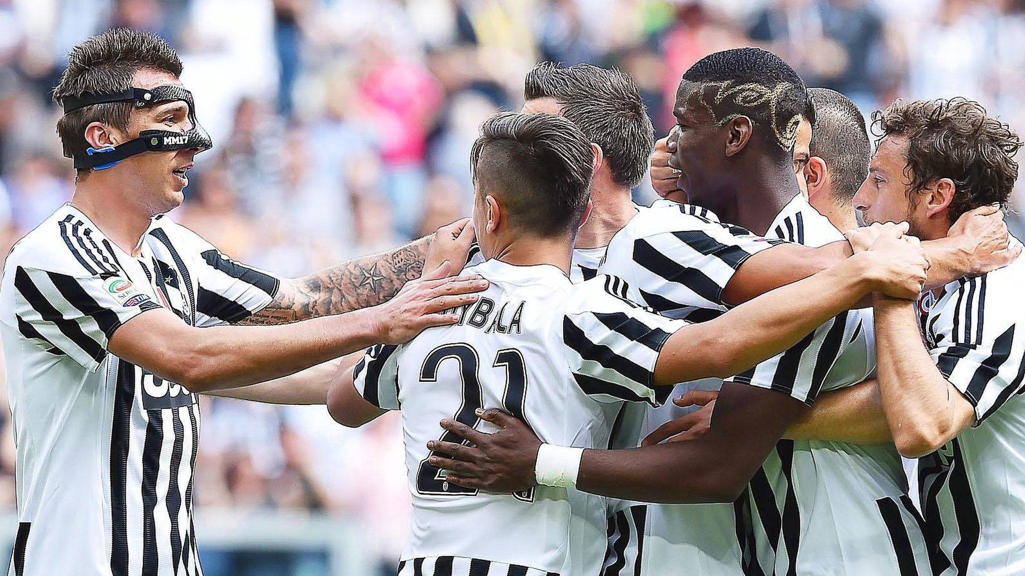 Juventus close on Serie A title