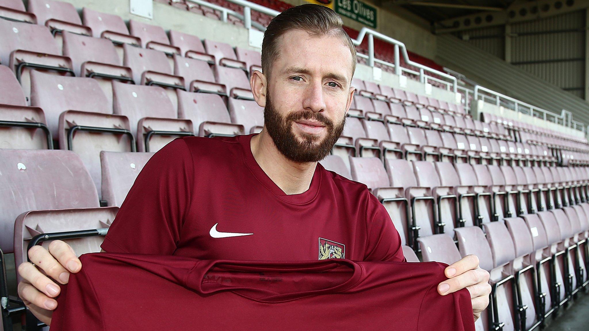 Kevin van Veen had been with Scunthorpe since January 2015