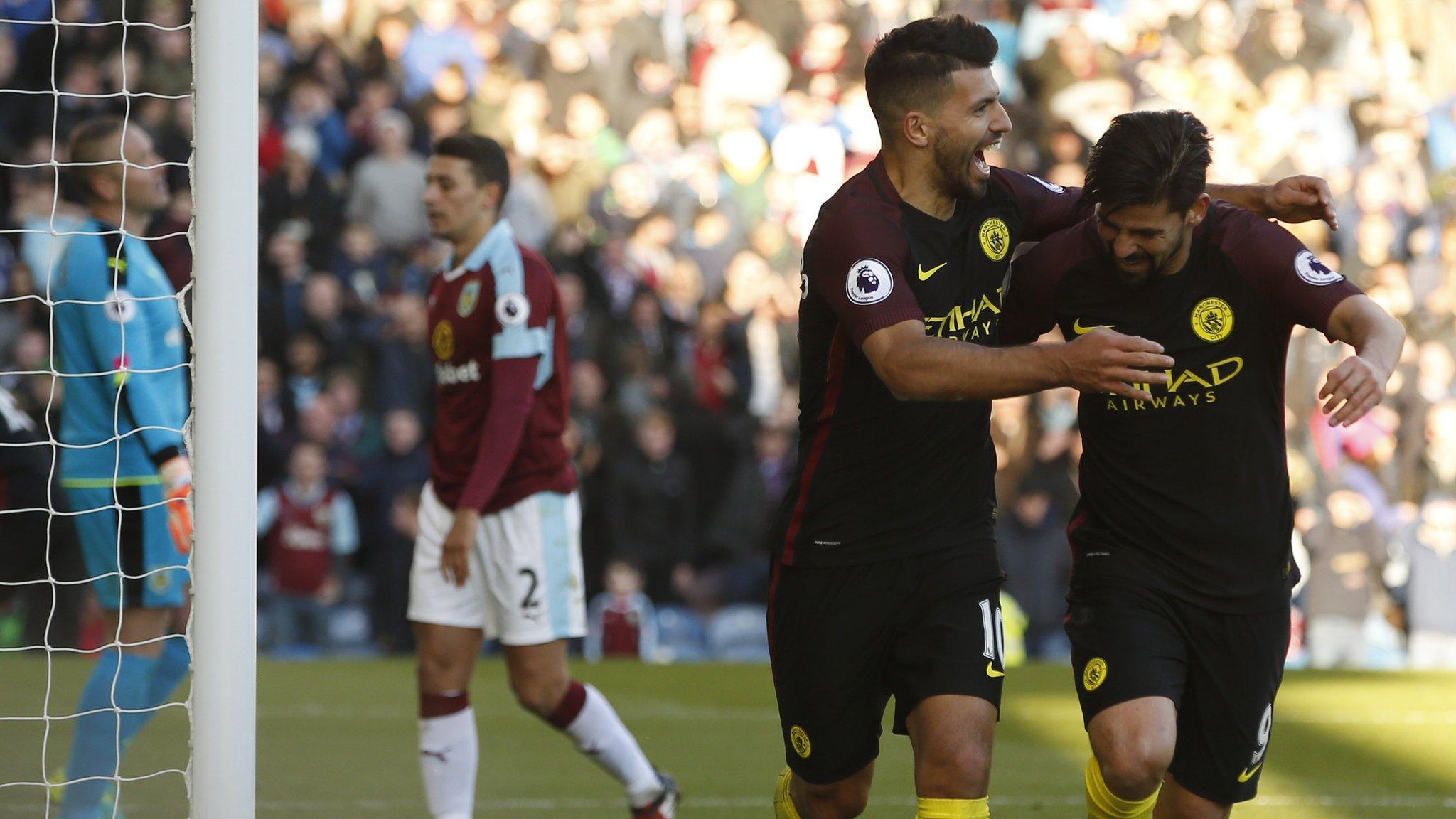 Aguero celebrates 2-1