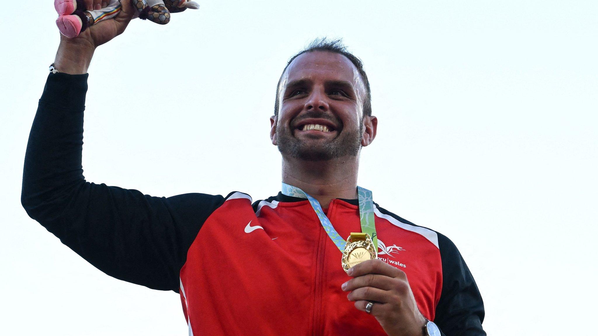 Aled Sion Davies with gold medal