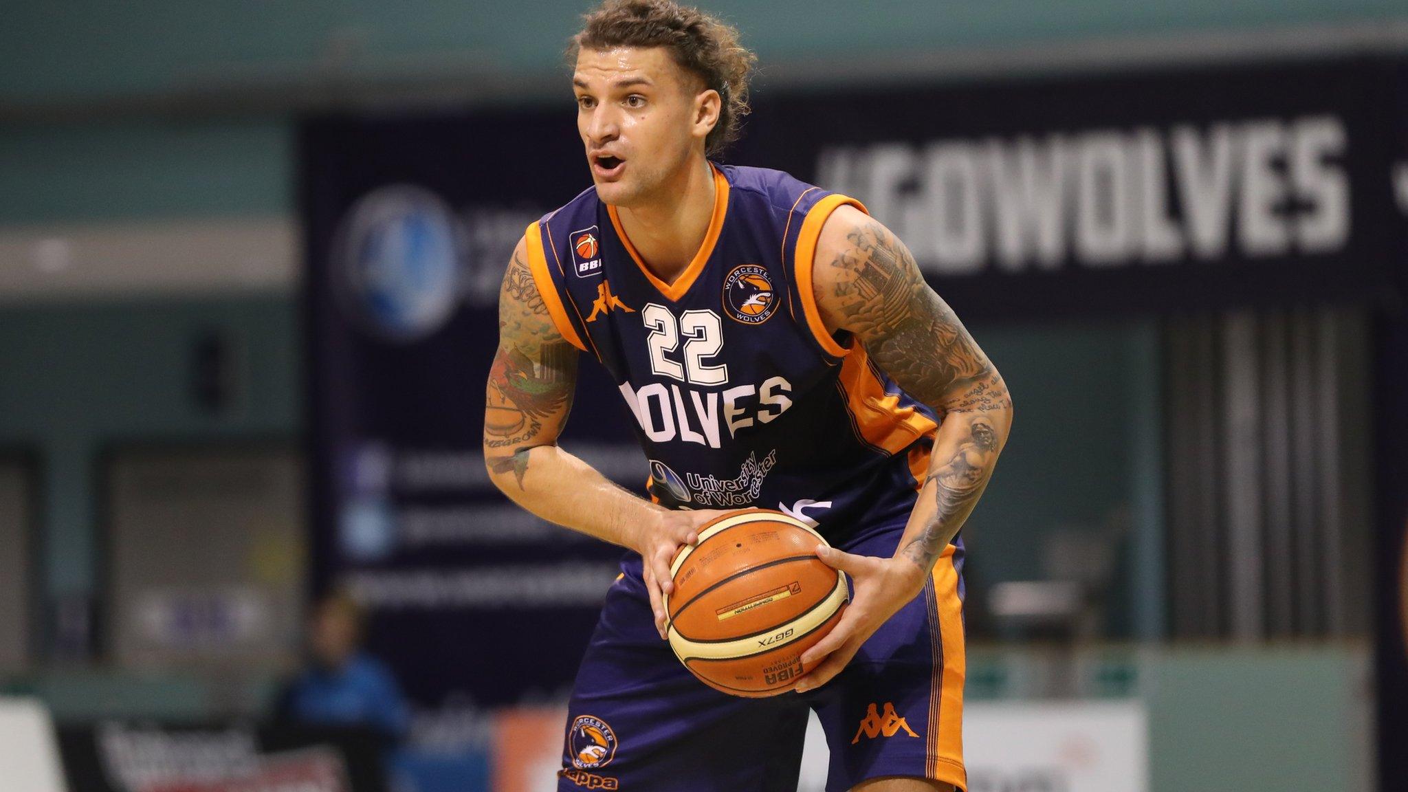 Andrew Bachman of Worcester Wolves in BBL action