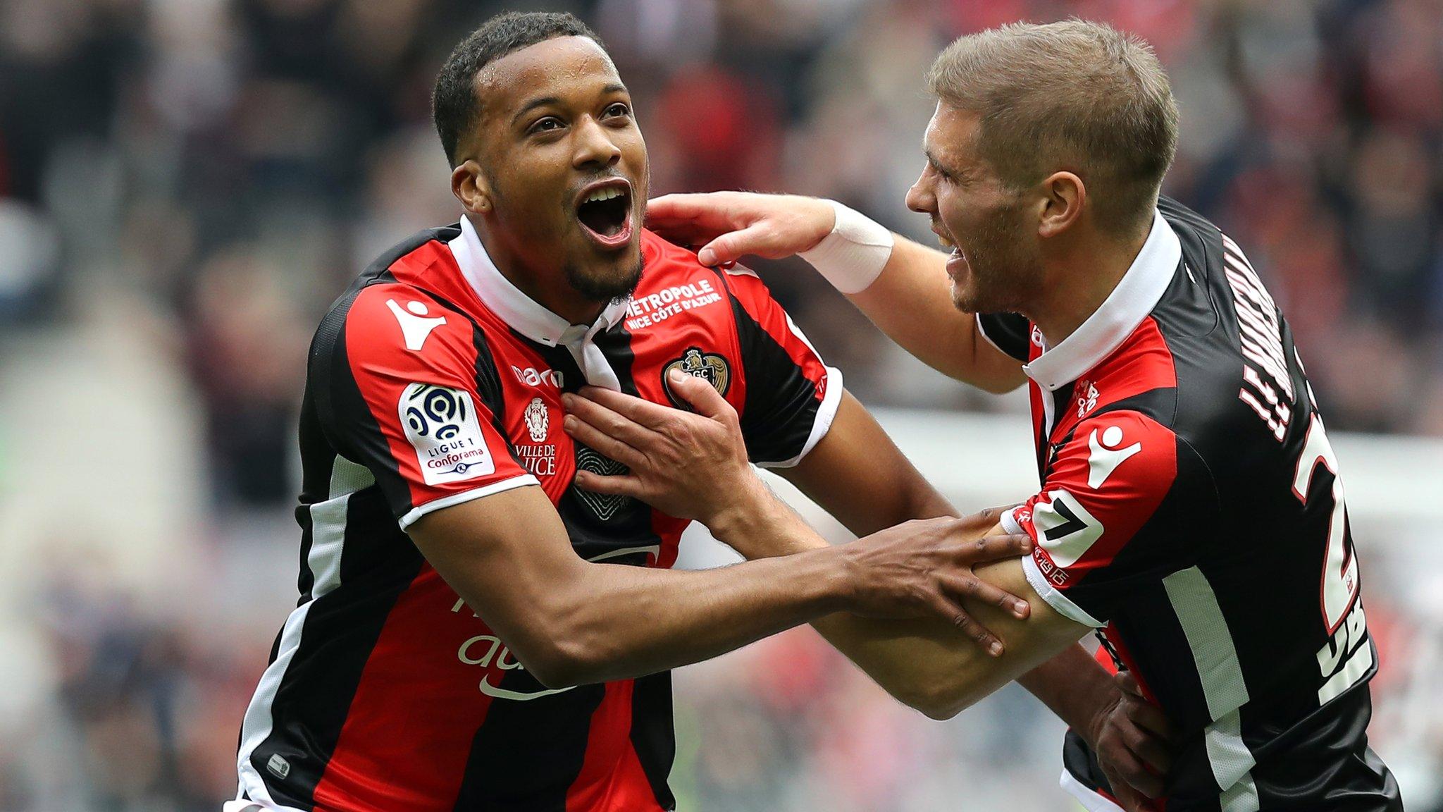 Alassane Plea in action for Nice