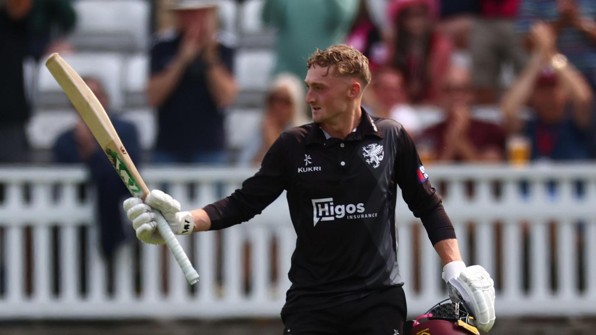 Lewis Goldsworthy playing for Somerset County Cricket Club