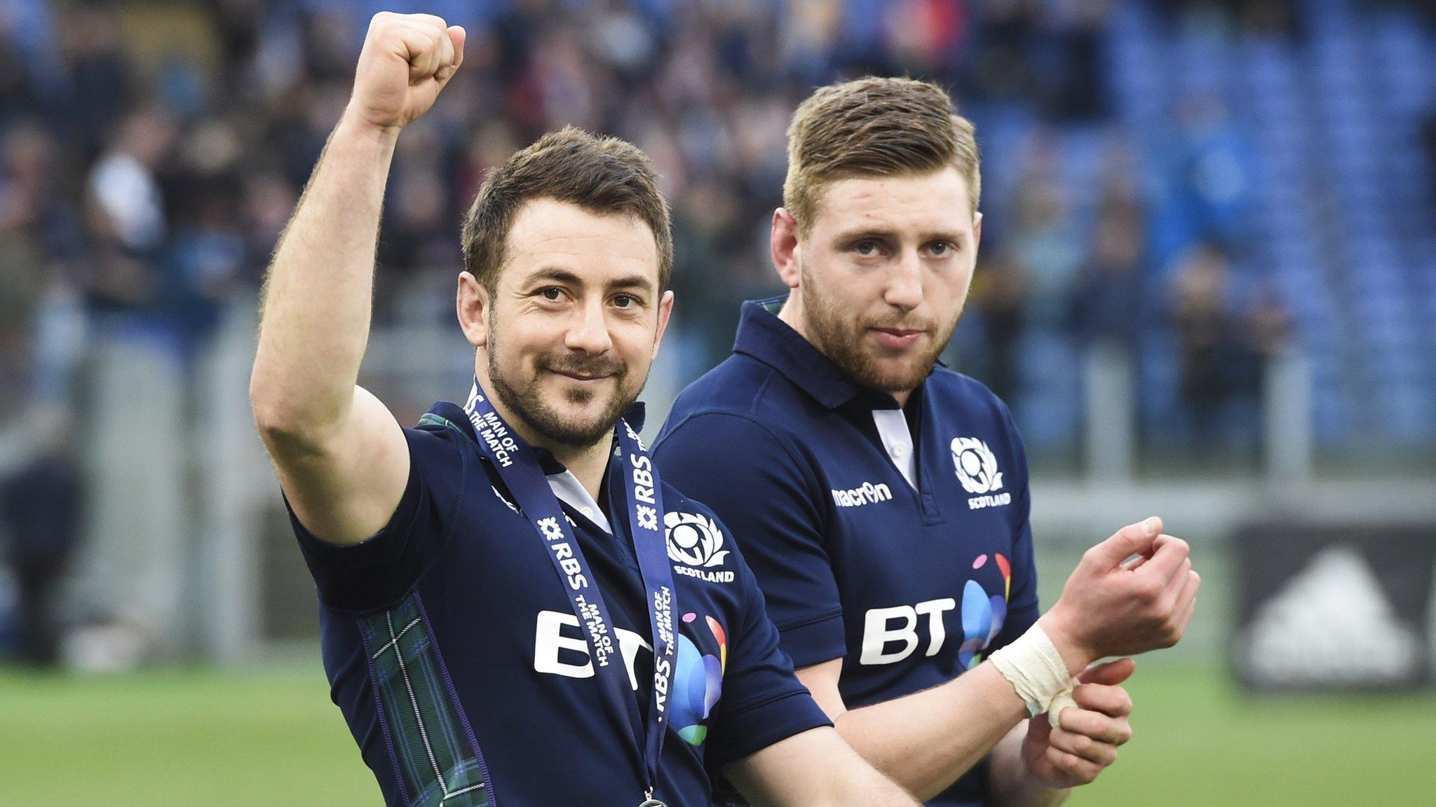 Greig Laidlaw and Finn Russell