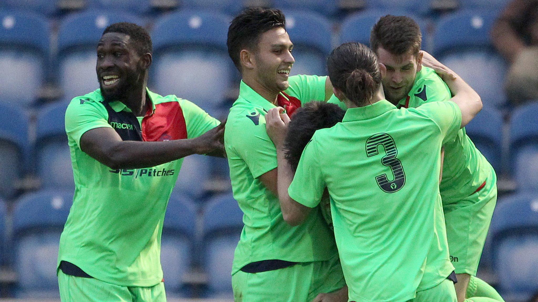 Oxford City celebrate beating Colchester