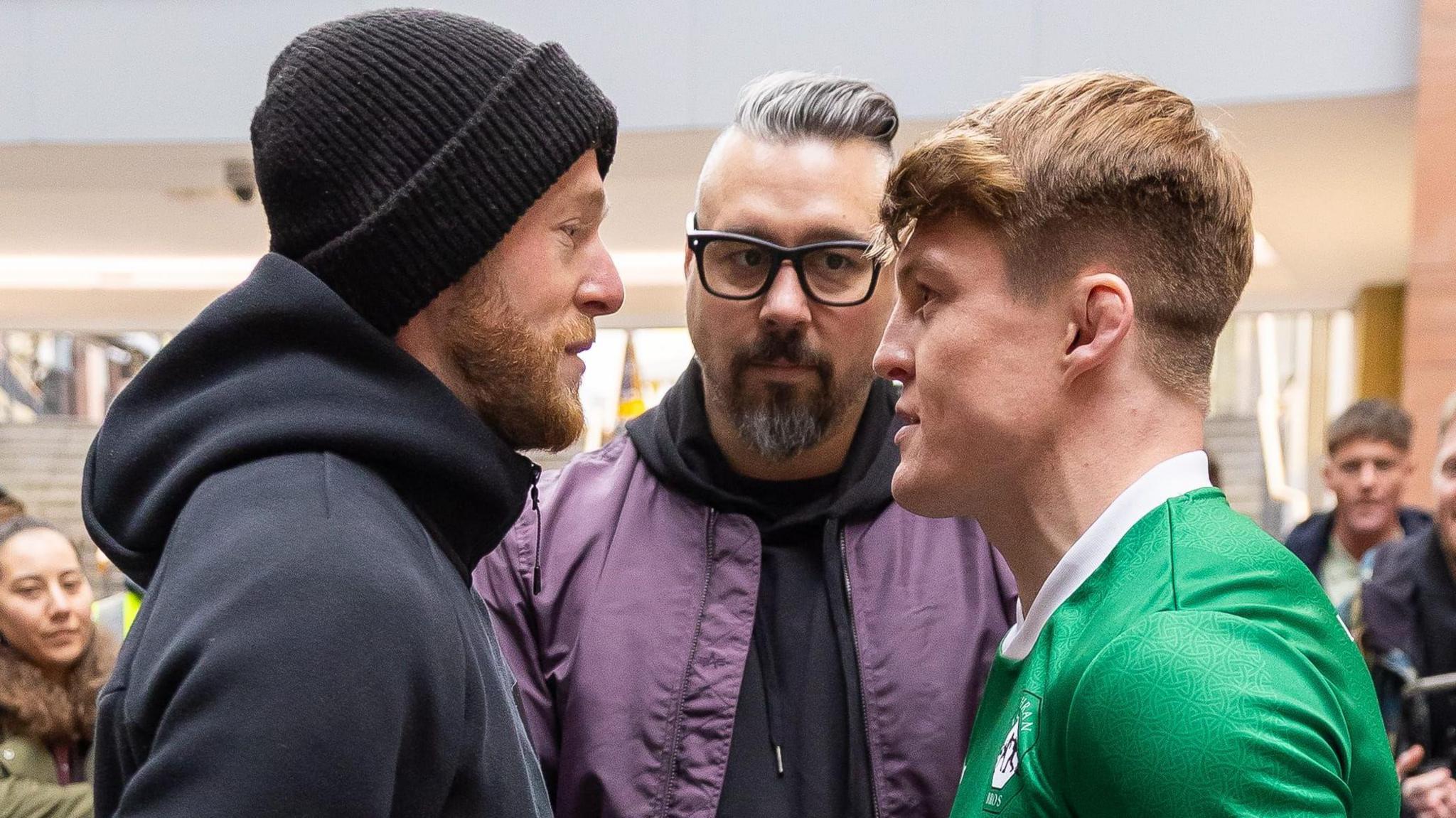 PFL bantamweights Alan Philpott (left) and Caolan Loughran (right) face off.
