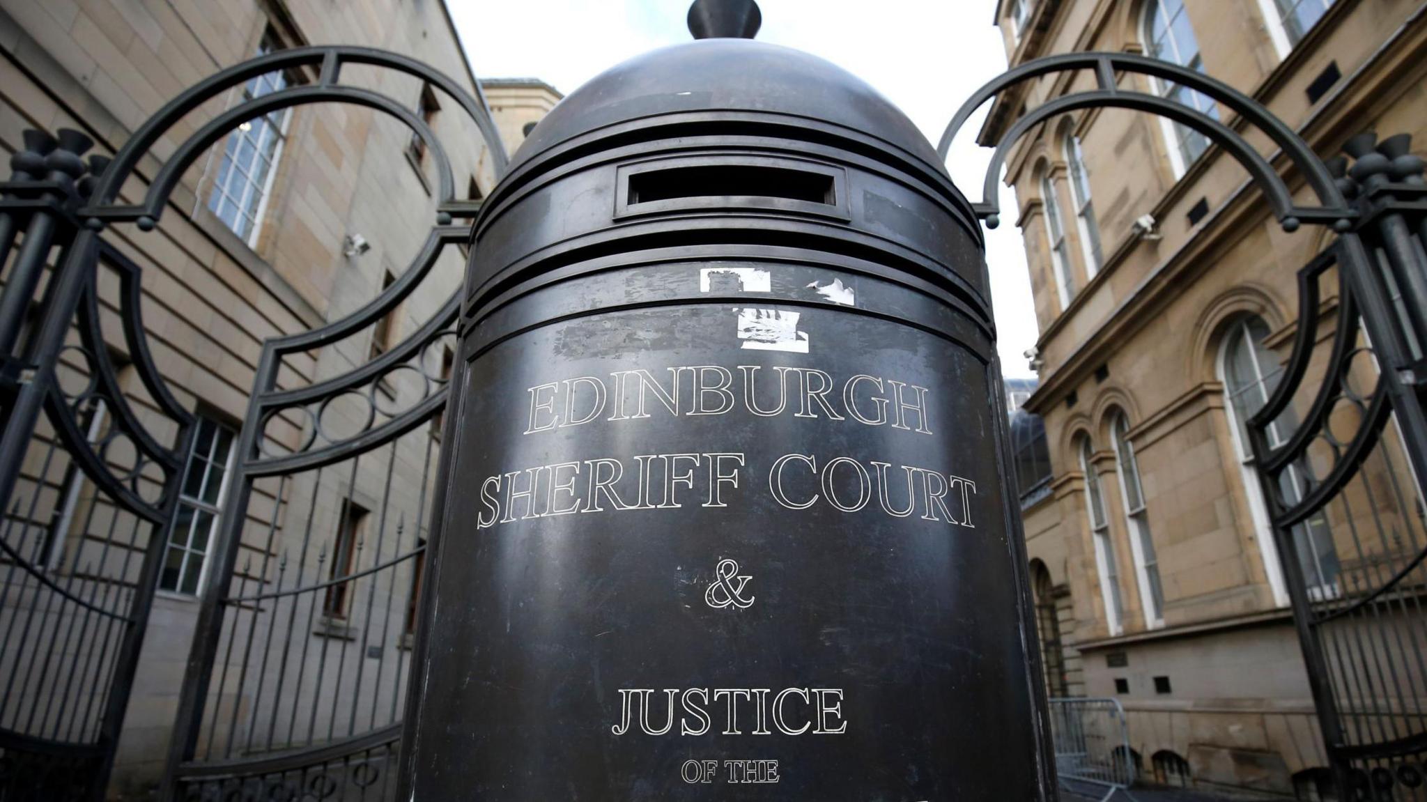 The entrance to Edinburgh Sheriff Court