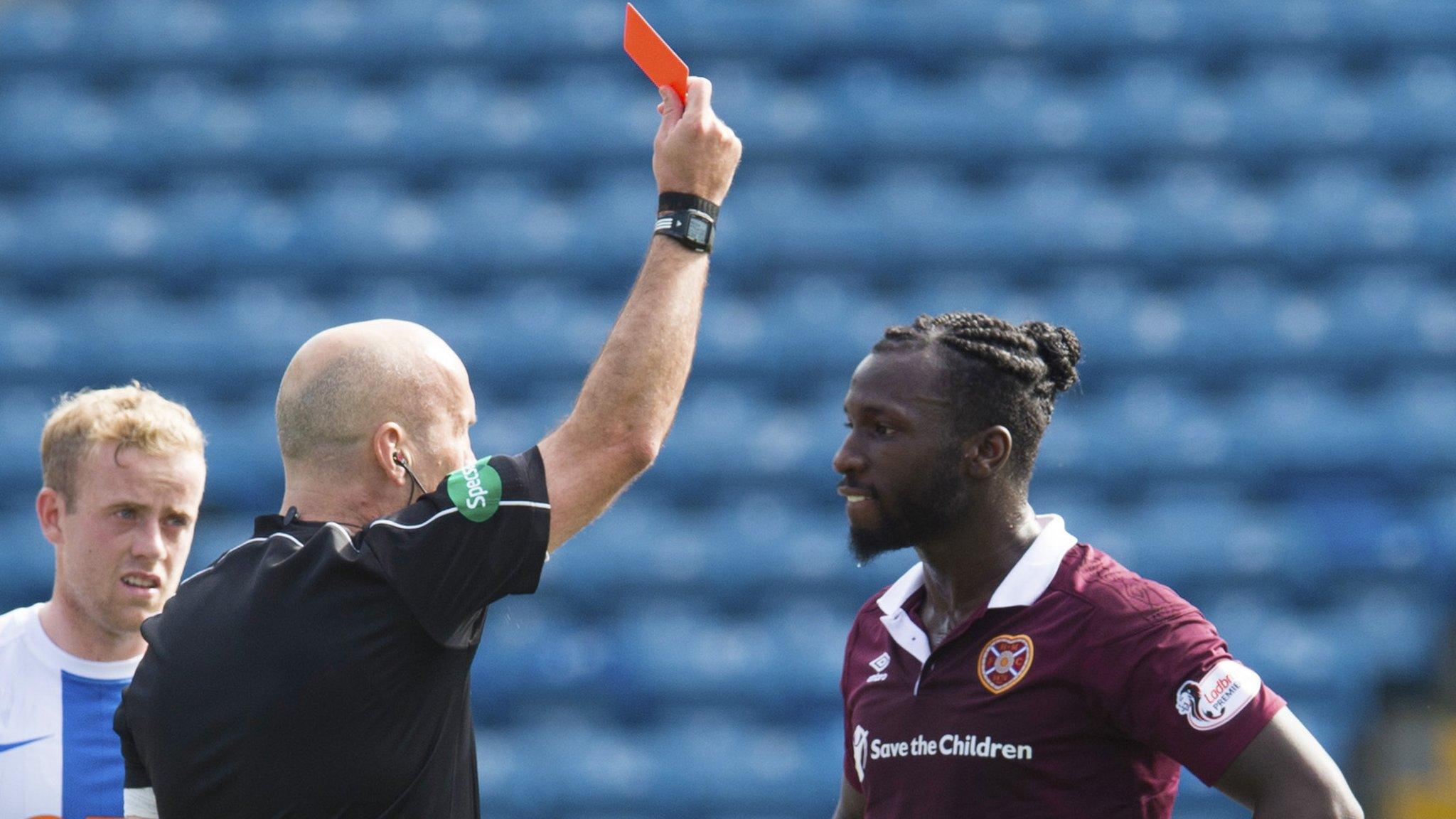 Isma Goncalves is sent off