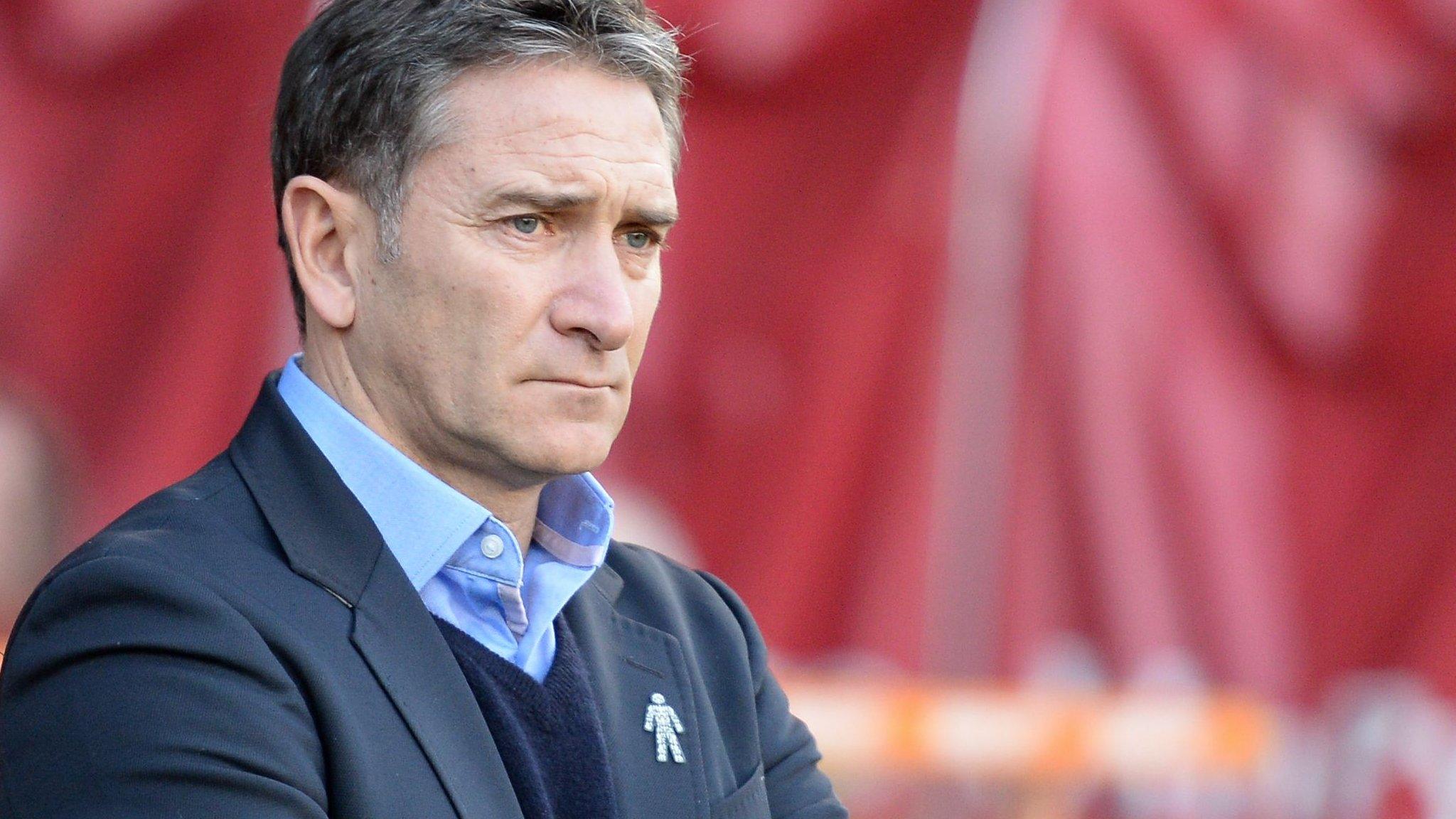 Philippe Montanier as Nottingham Forest boss