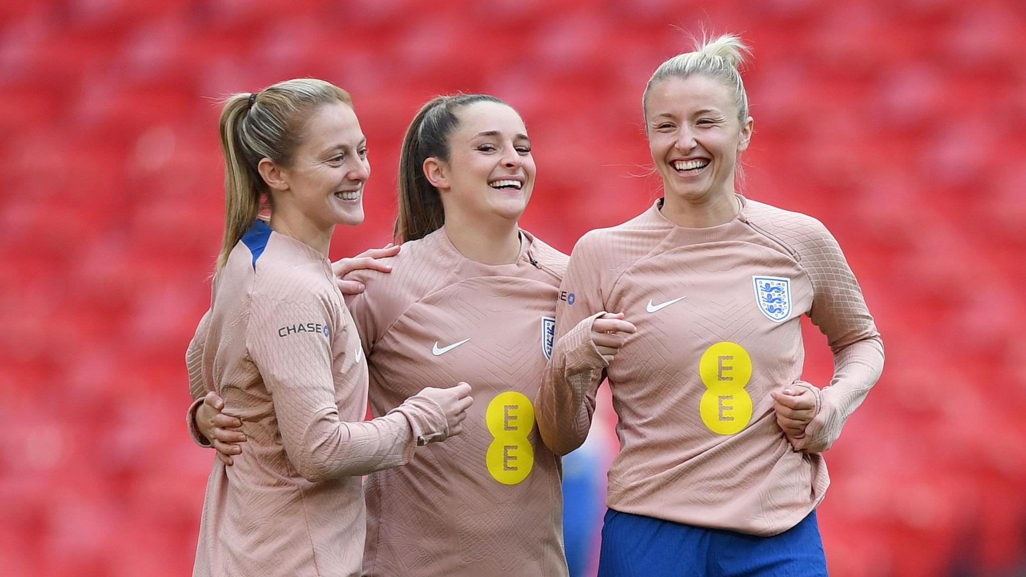 Keira Walsh, Ella Toone and Leah Williamson.