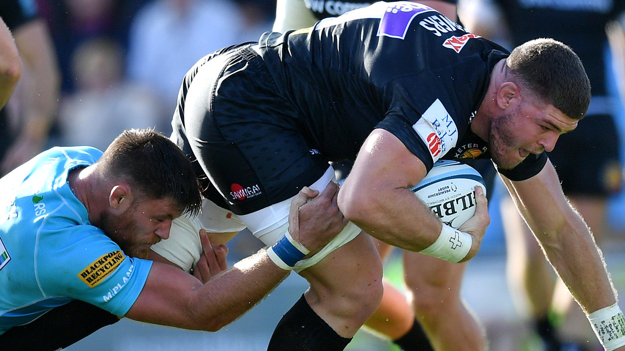 Exeter flanker Dave Ewers went in for two tries in five minutes just before the break at Sandy Park