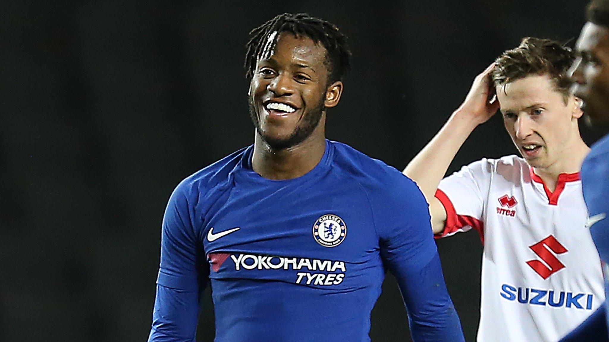 Michy Batshuayi plays against MK Dons