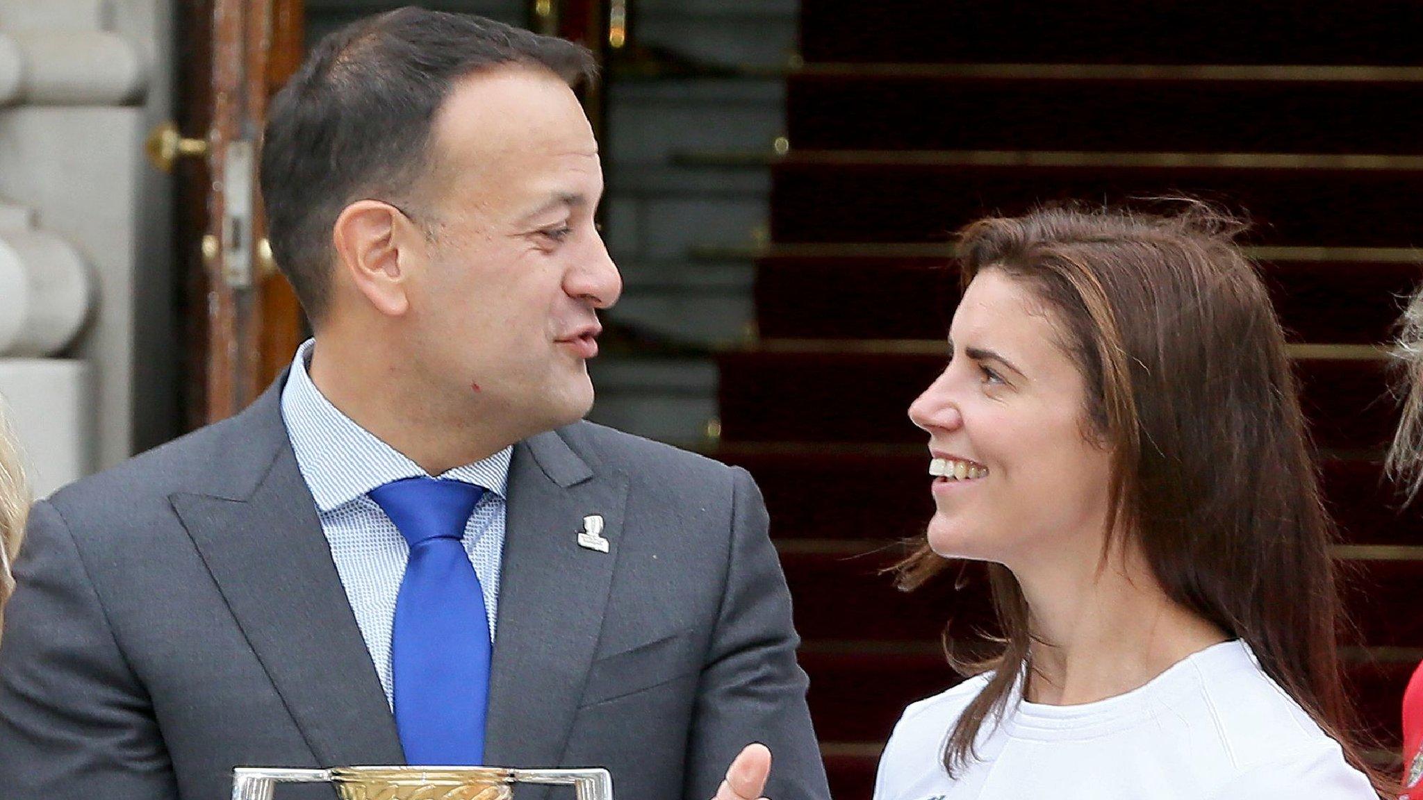 Ireland's Prime Minister Leo Varadkar with England captain Sarah Hunter