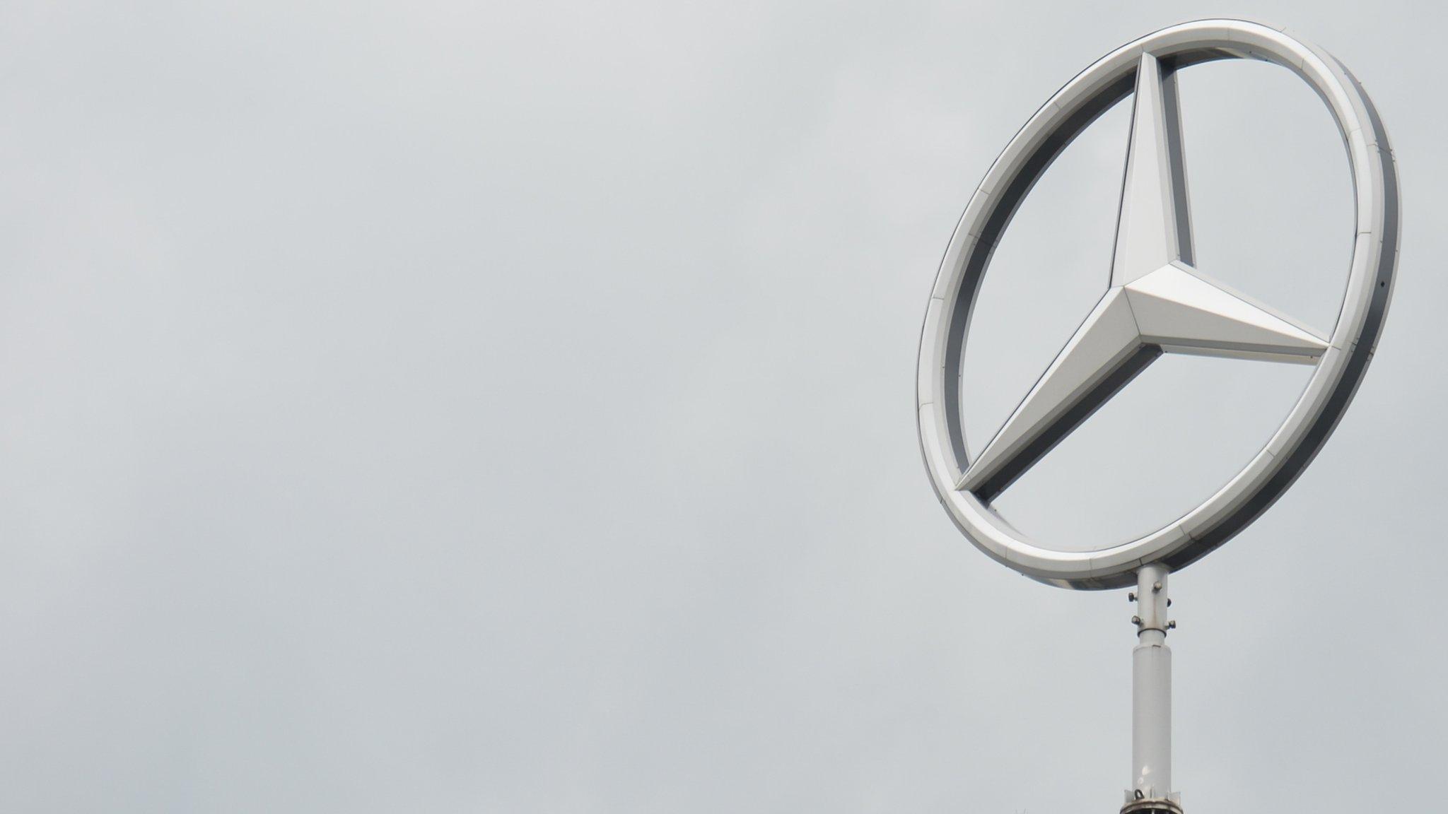 Mercedes logo