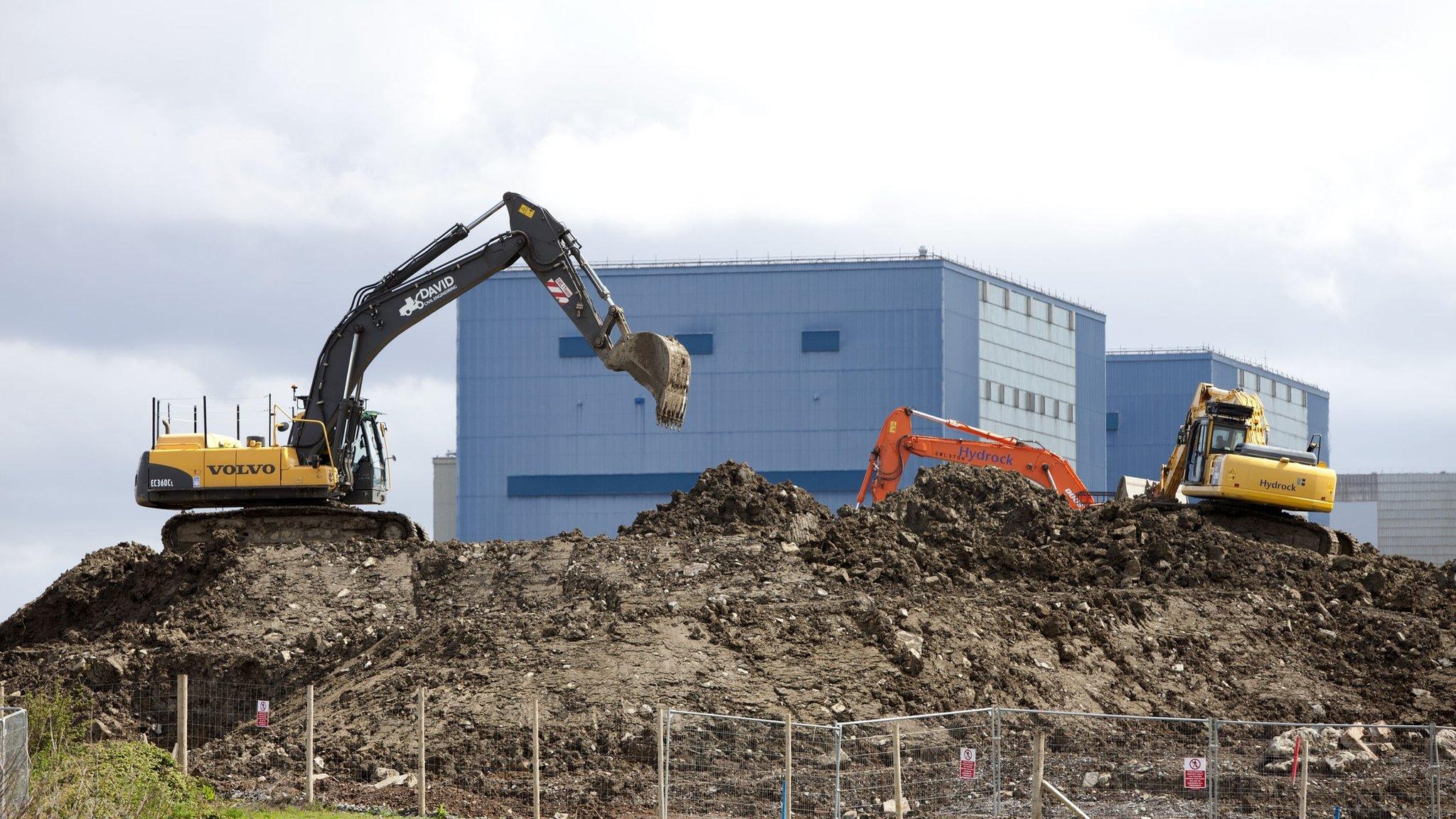 Diggers at Hinkley C