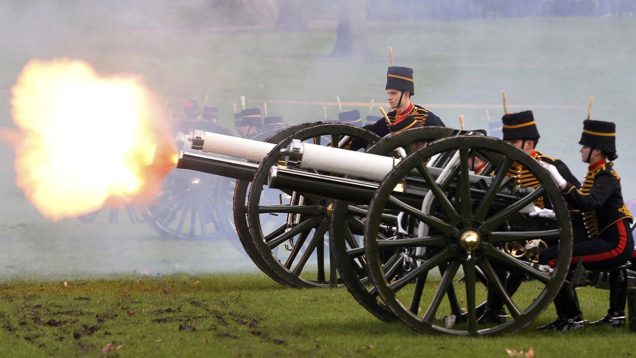 Guns are fired at Green Park in central London