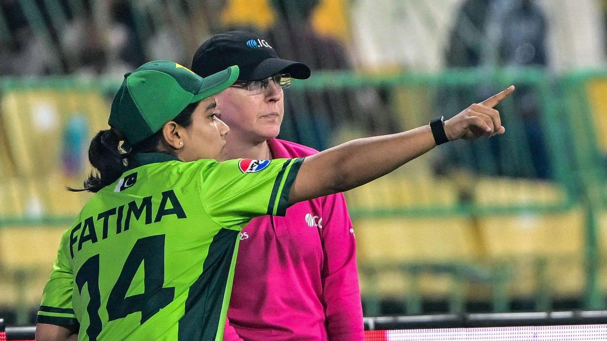 Fatima Sana protests decision to fourth umpire