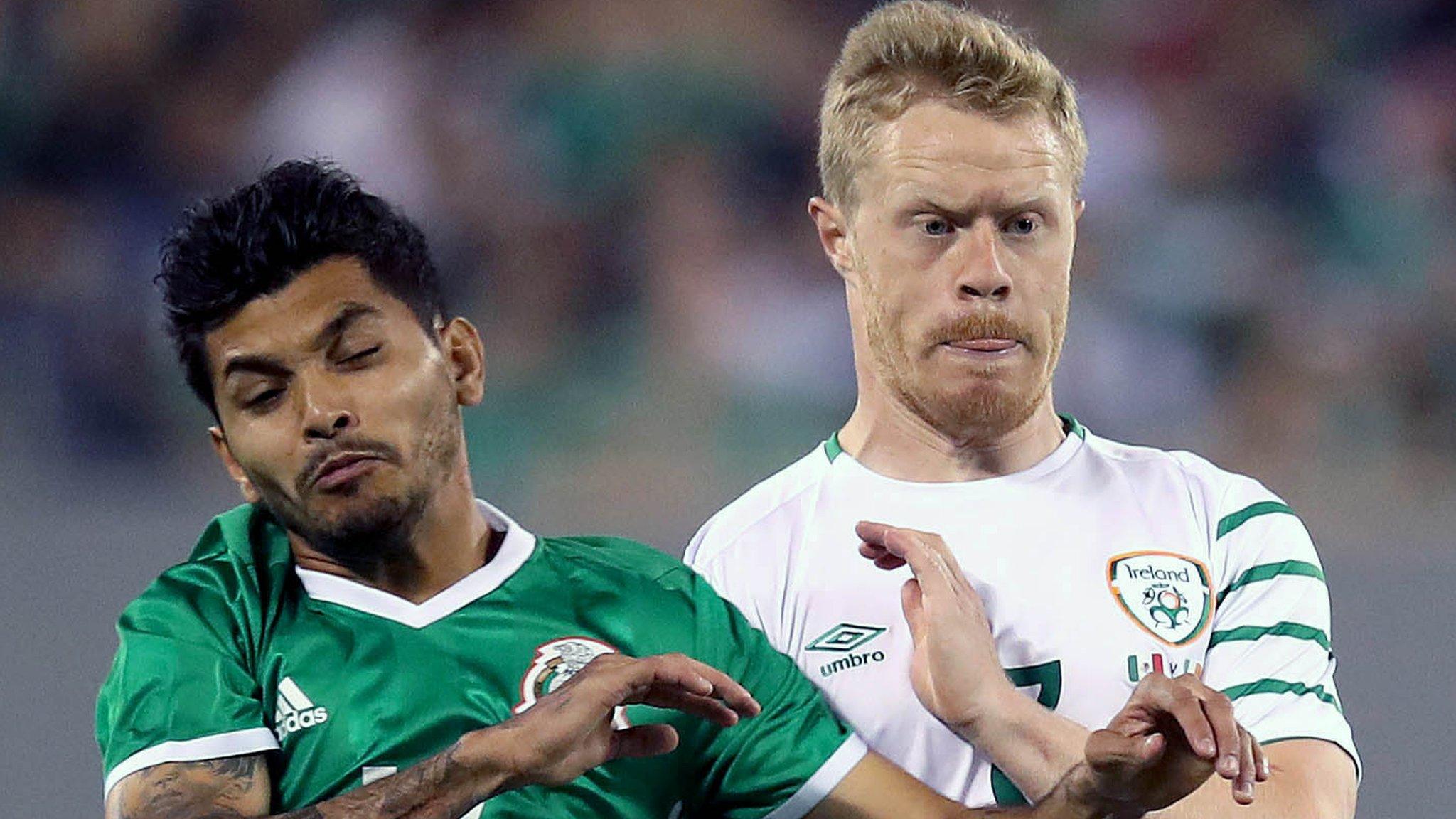 Mexico's Jesus Corona and Daryl Horgan of the Republic of Ireland