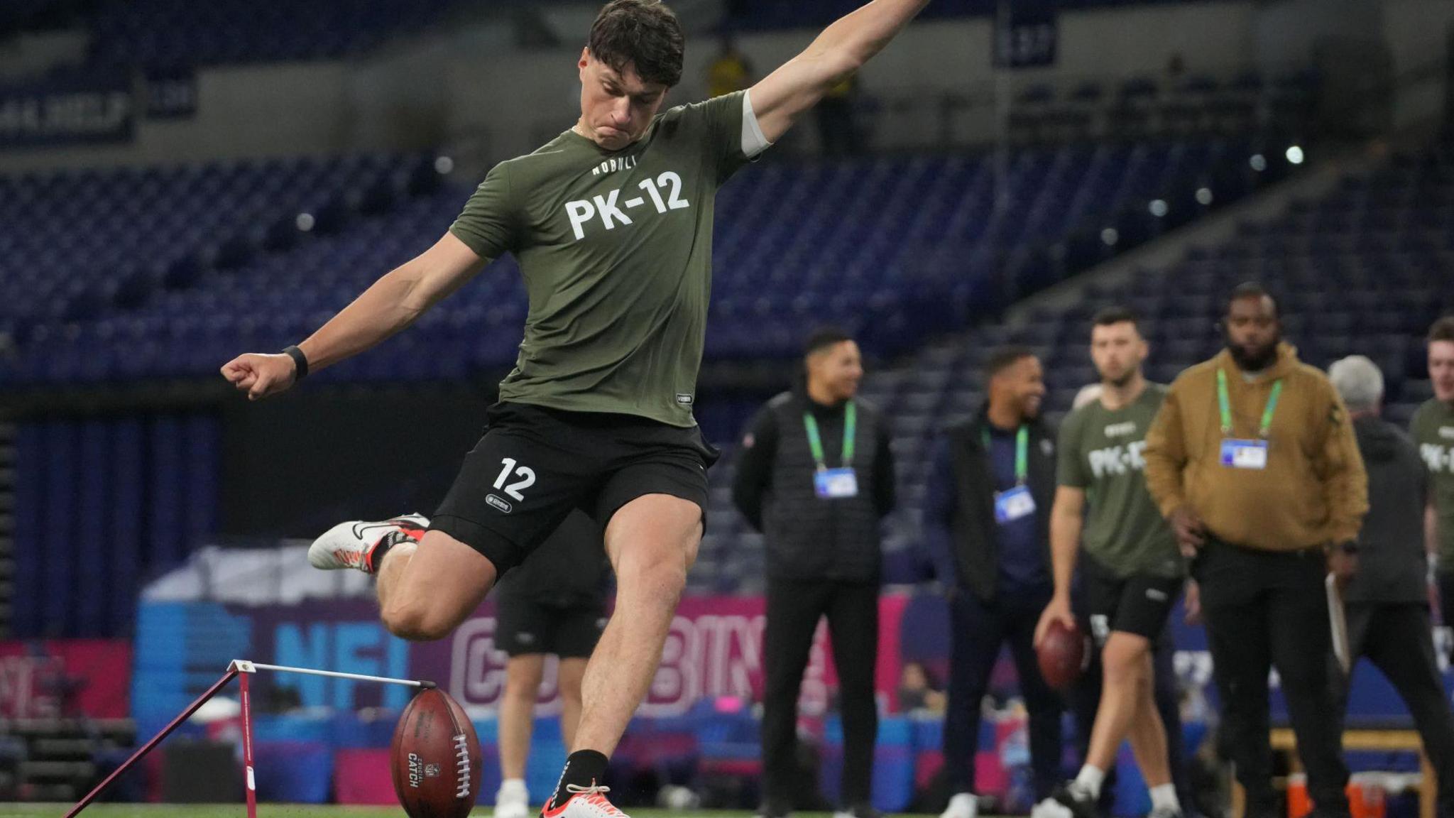 Charlie Smyth kicks at the NFL Combine in Indianapolis last March