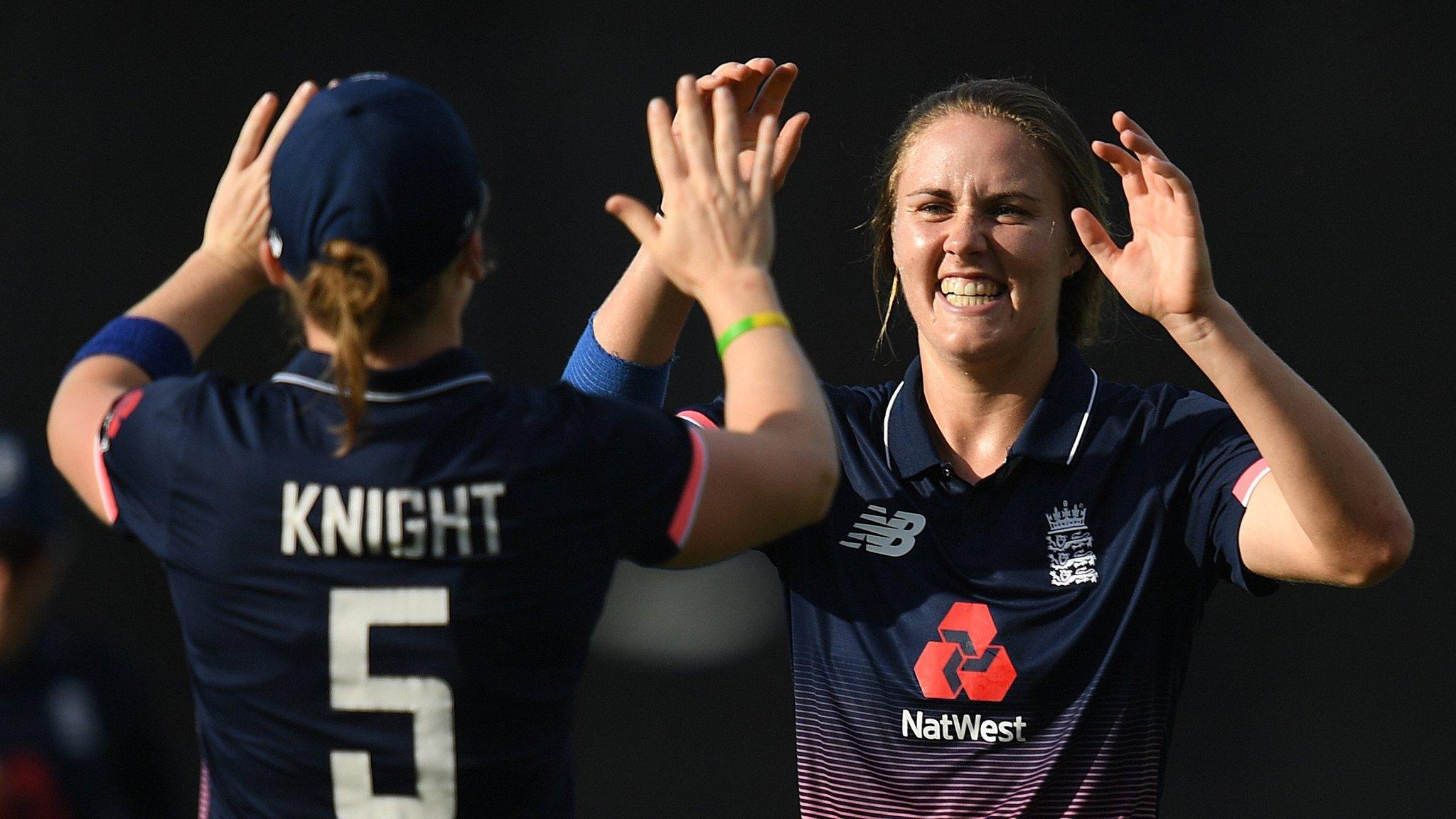 England's Heather Knight and Nat Sciver