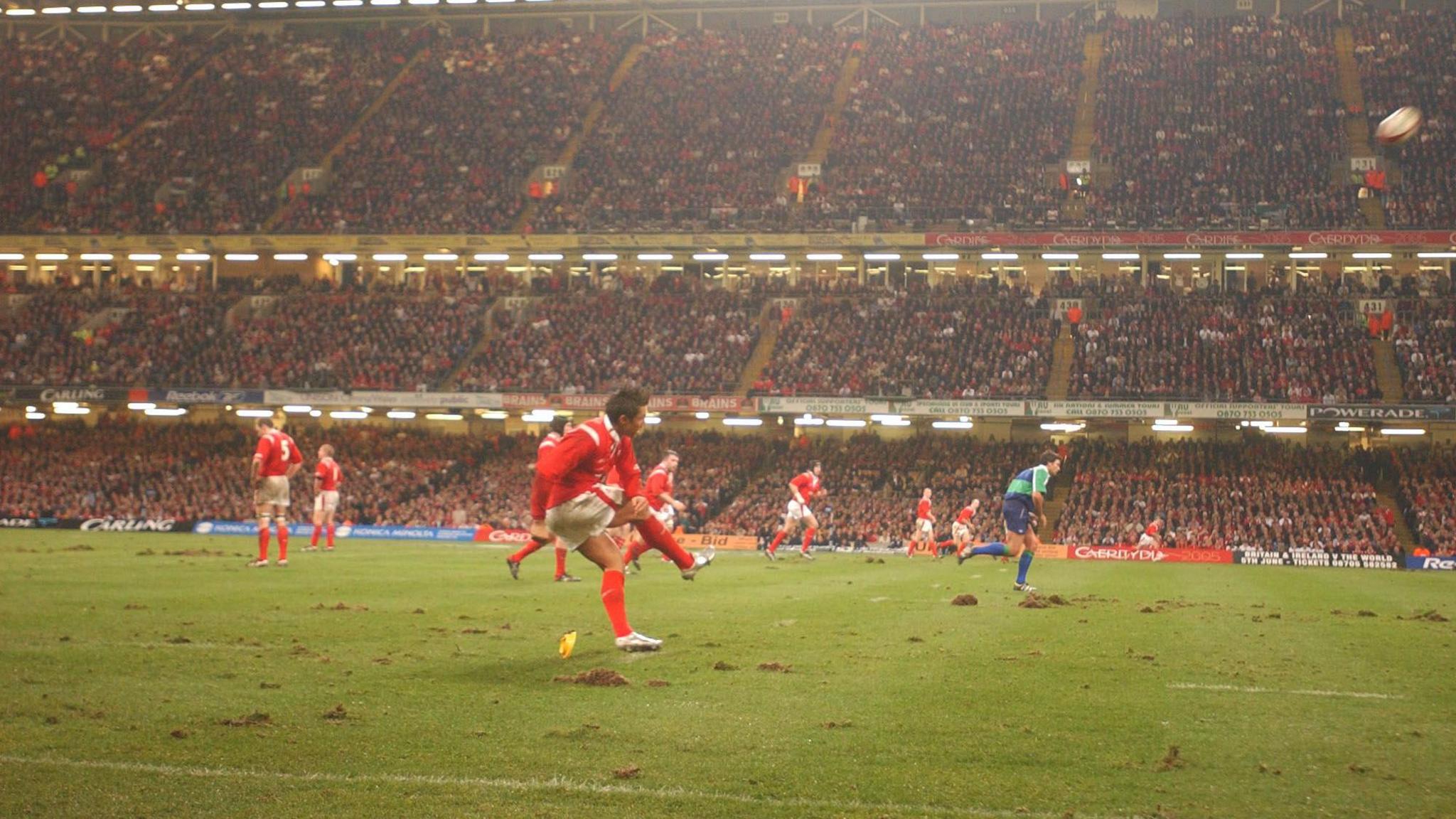 Gavin Henson's winning kick against England 