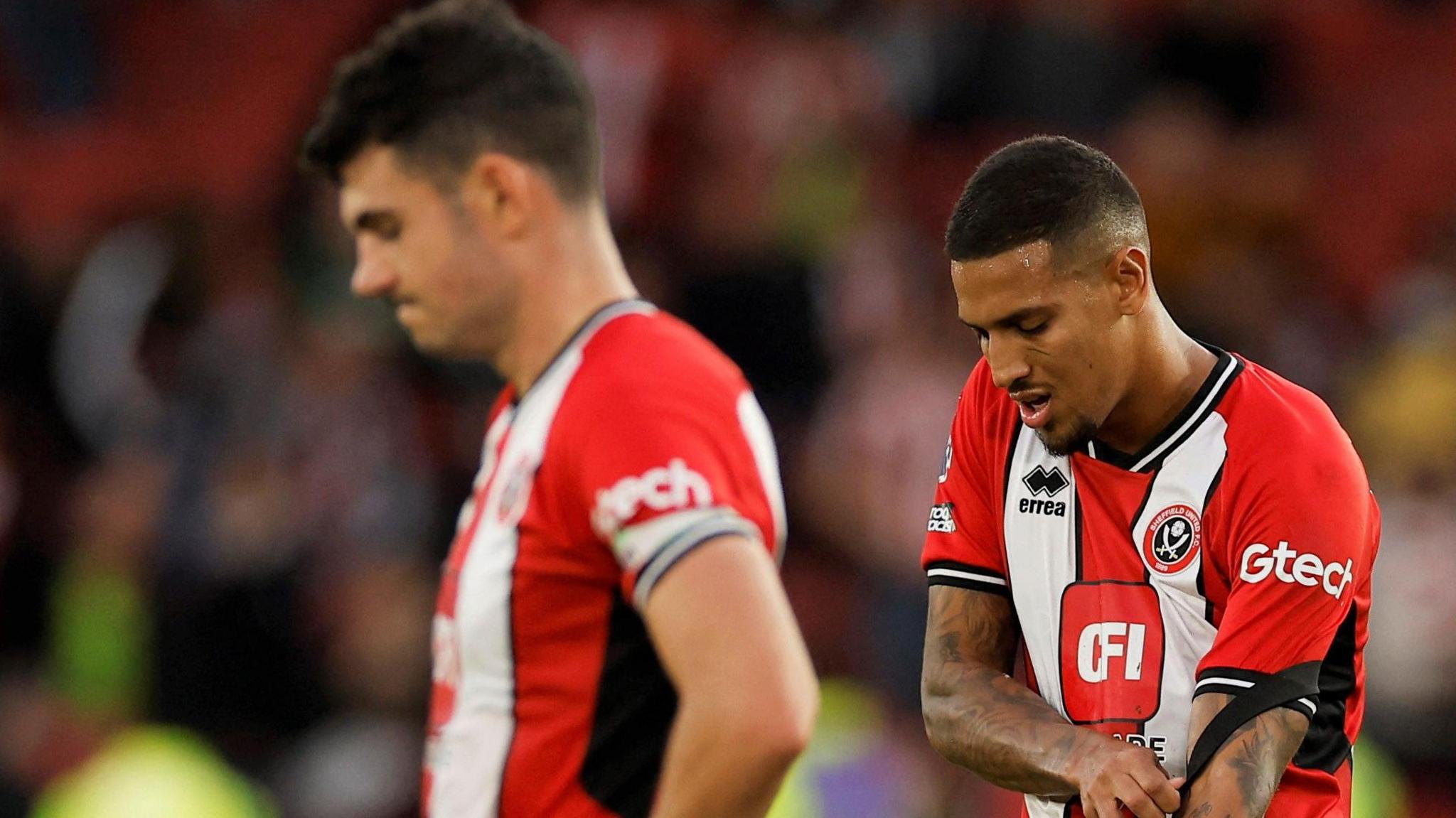 Sheffield United players look dejected