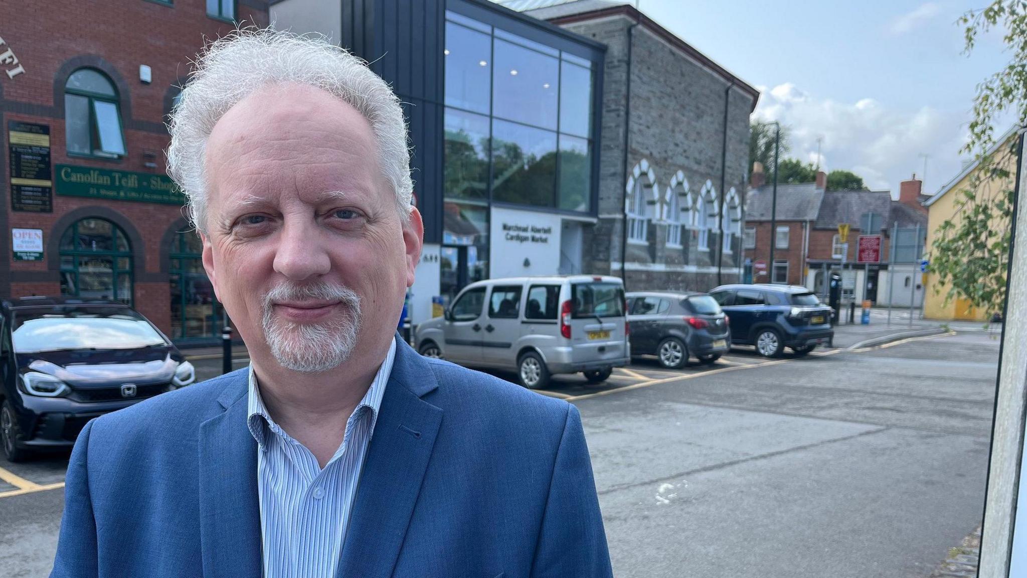 Julian Beynon-Lewis CEO Menter Aberteifi