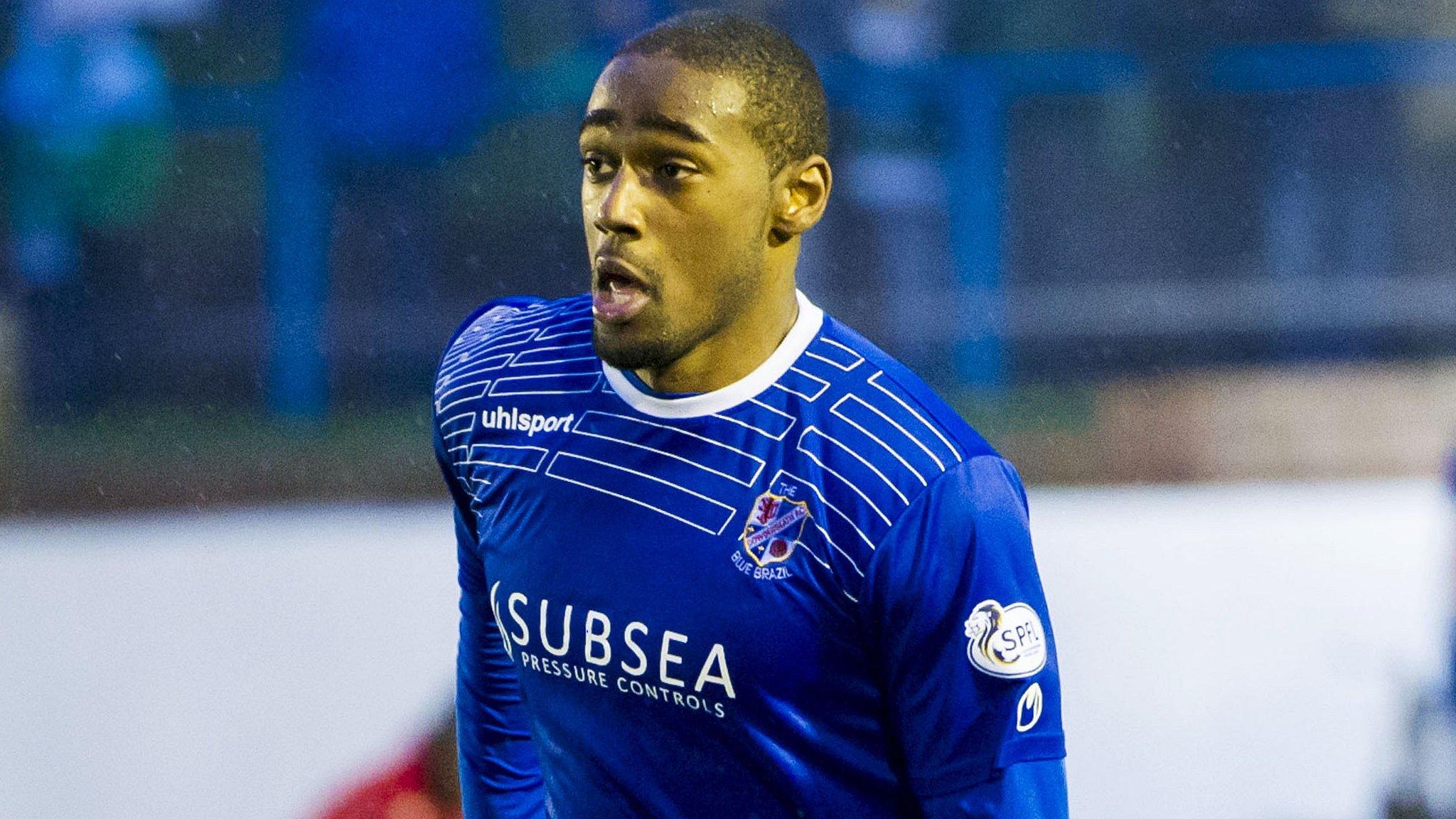 Defender Nat Wedderburn playing for Cowdenbeath