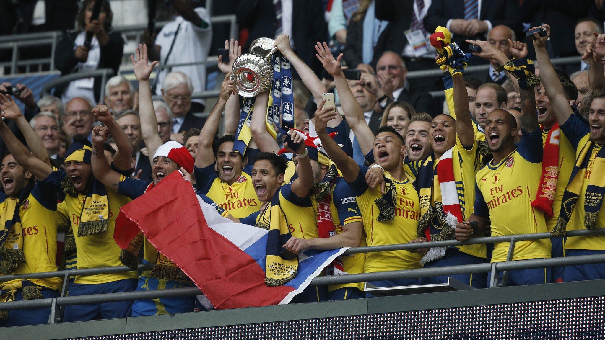 Arsenal celebrate winning the 2015 FA Cup