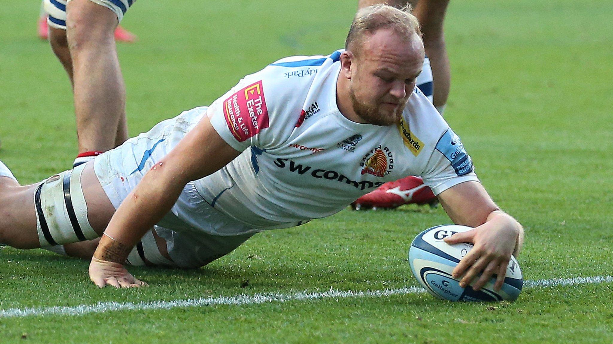 Tom Lawday scores a try for Exeter against Bristol