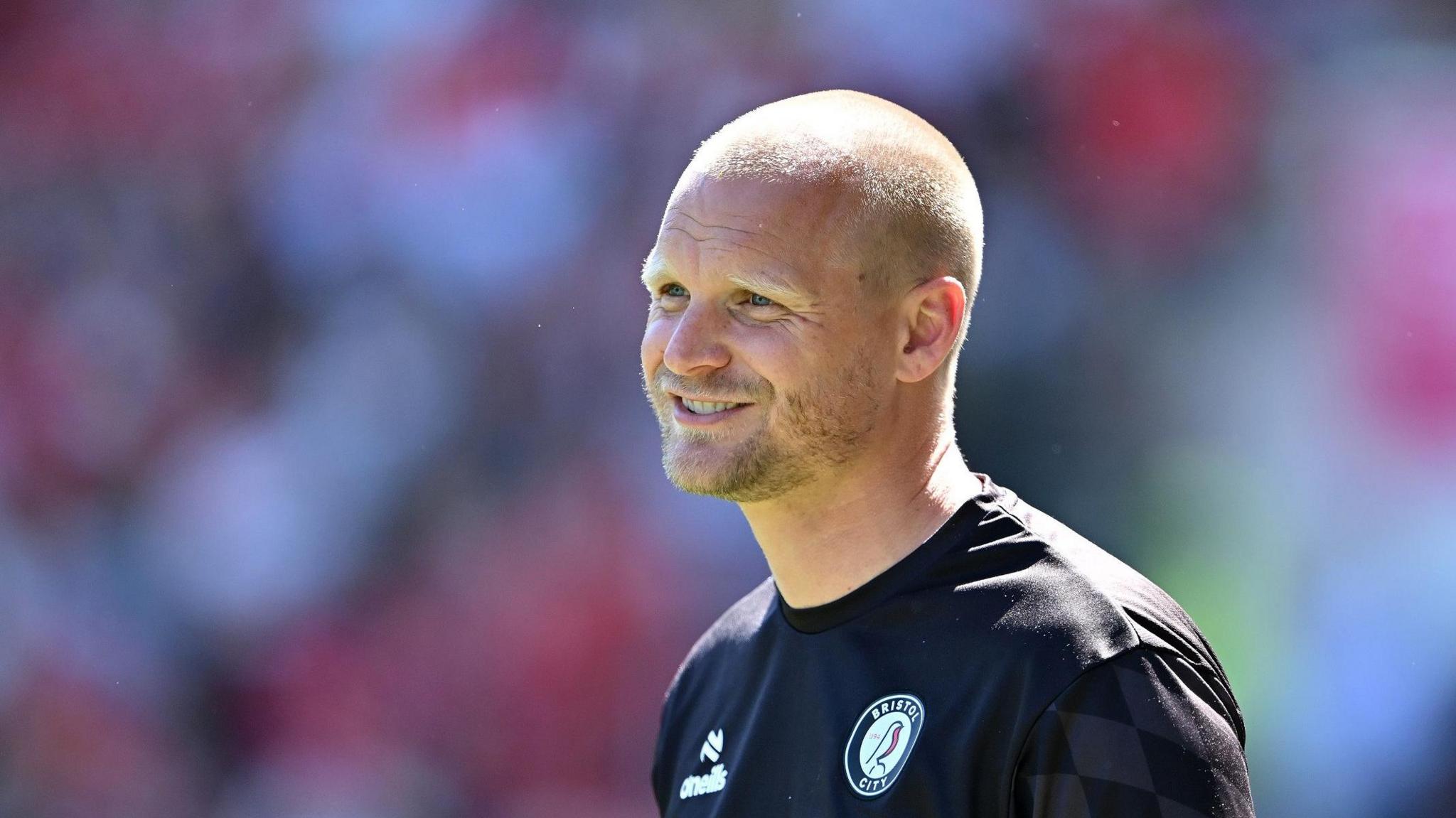 Liam Manning managing Bristol City