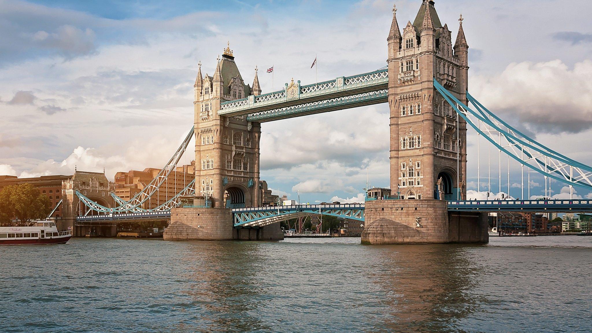 Tower Bridge