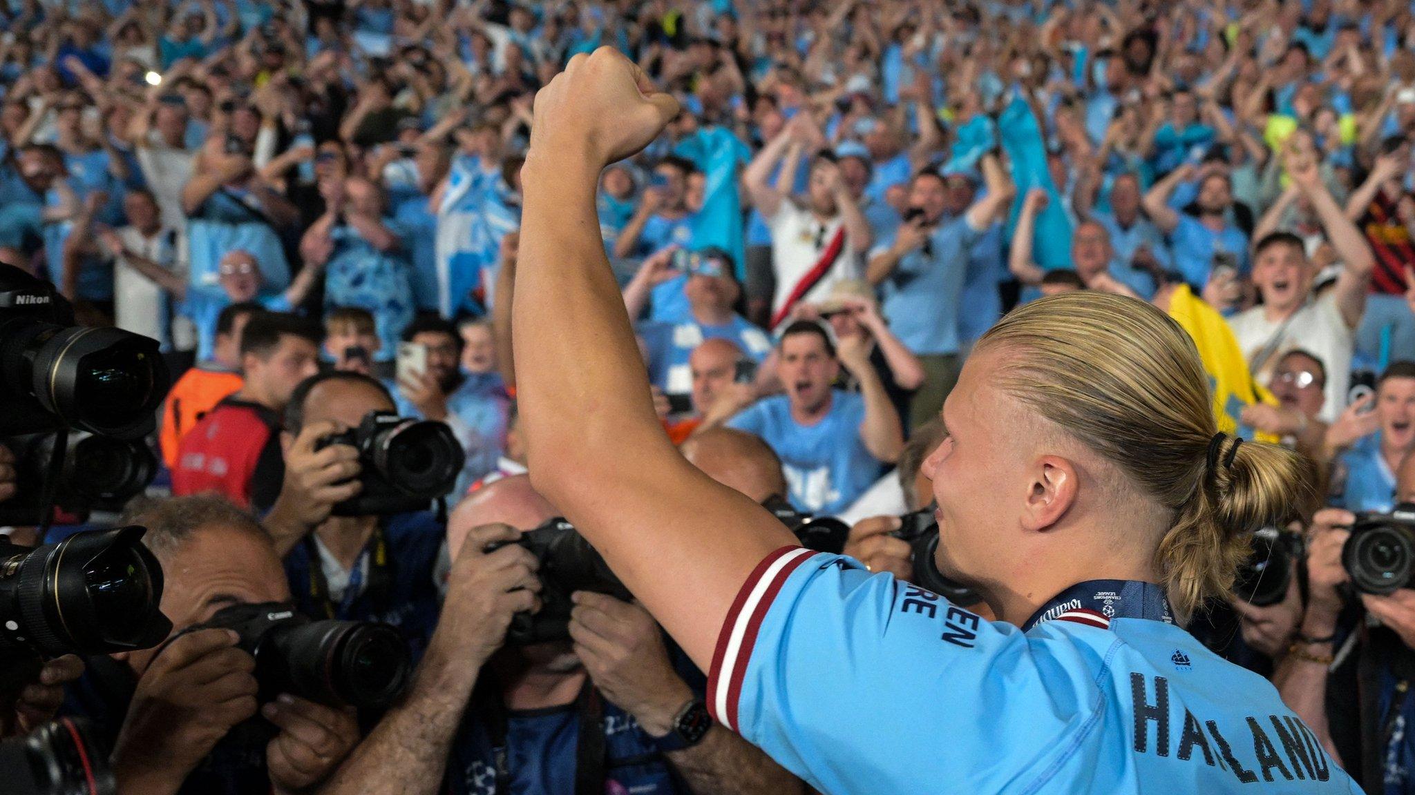 Erling Haaland celebrates with Man City fans in Istanbul