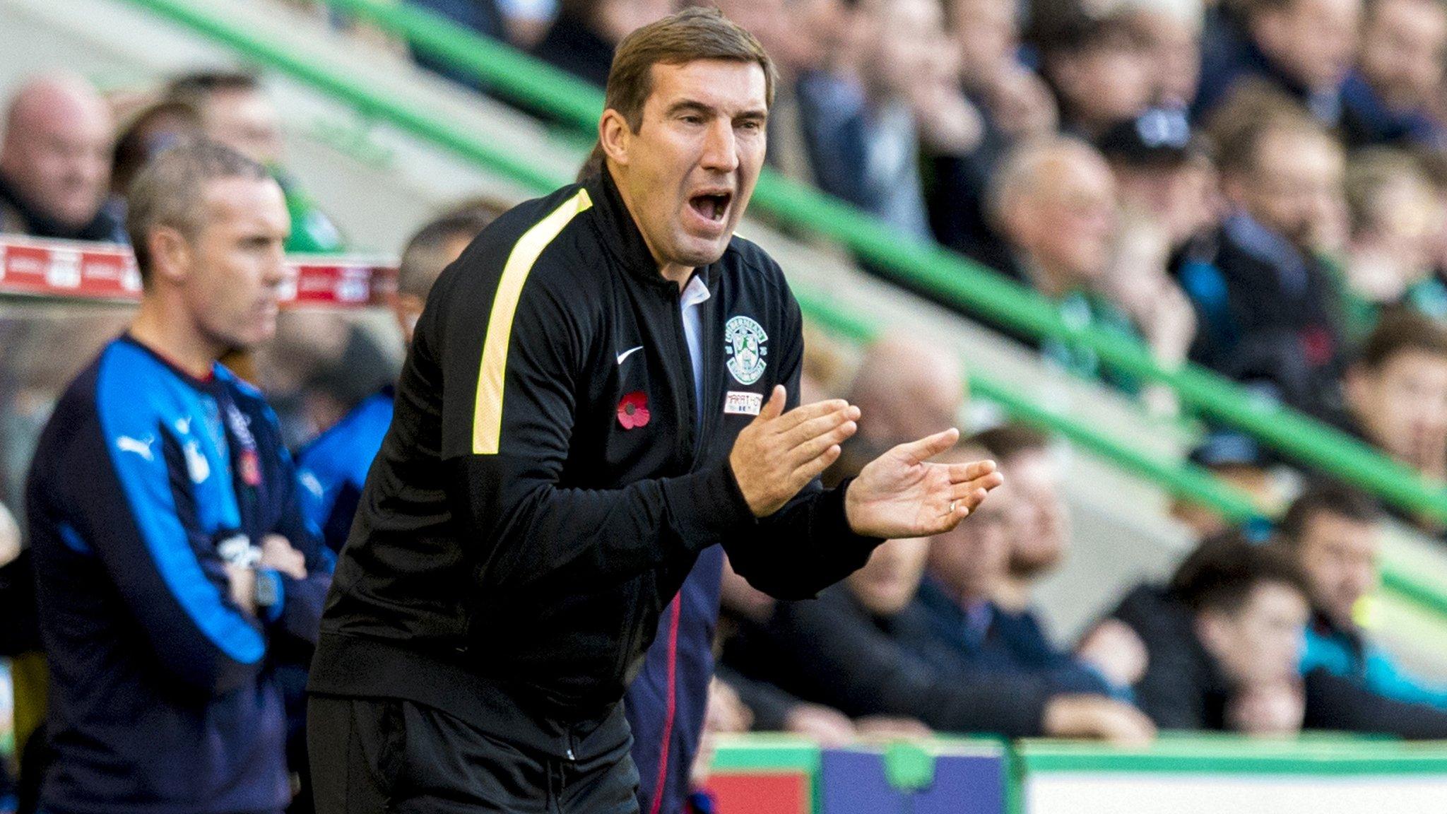 Hibernian manager Alan Stubbs