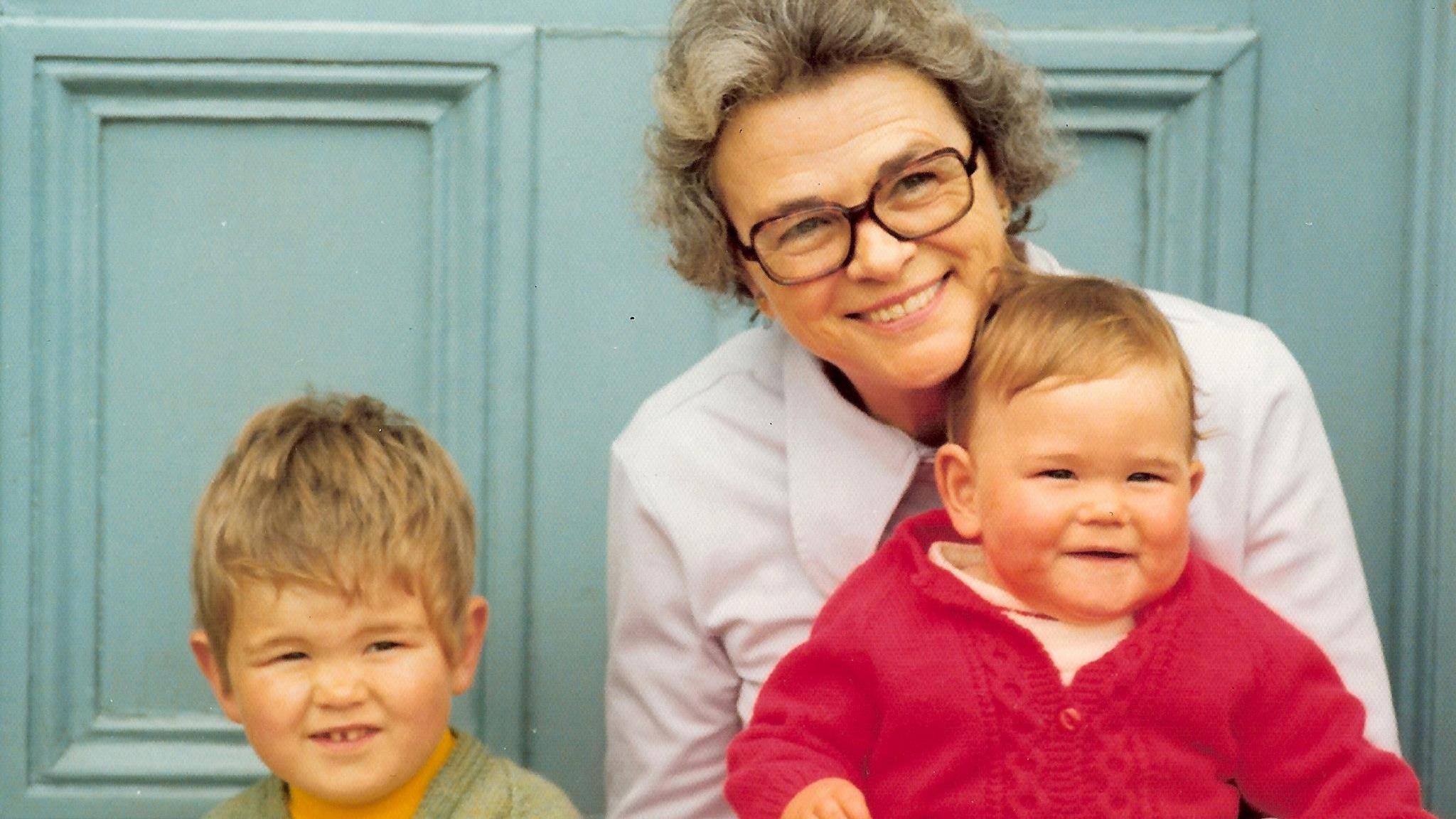 Maimie Noel Jones a'i wyrion