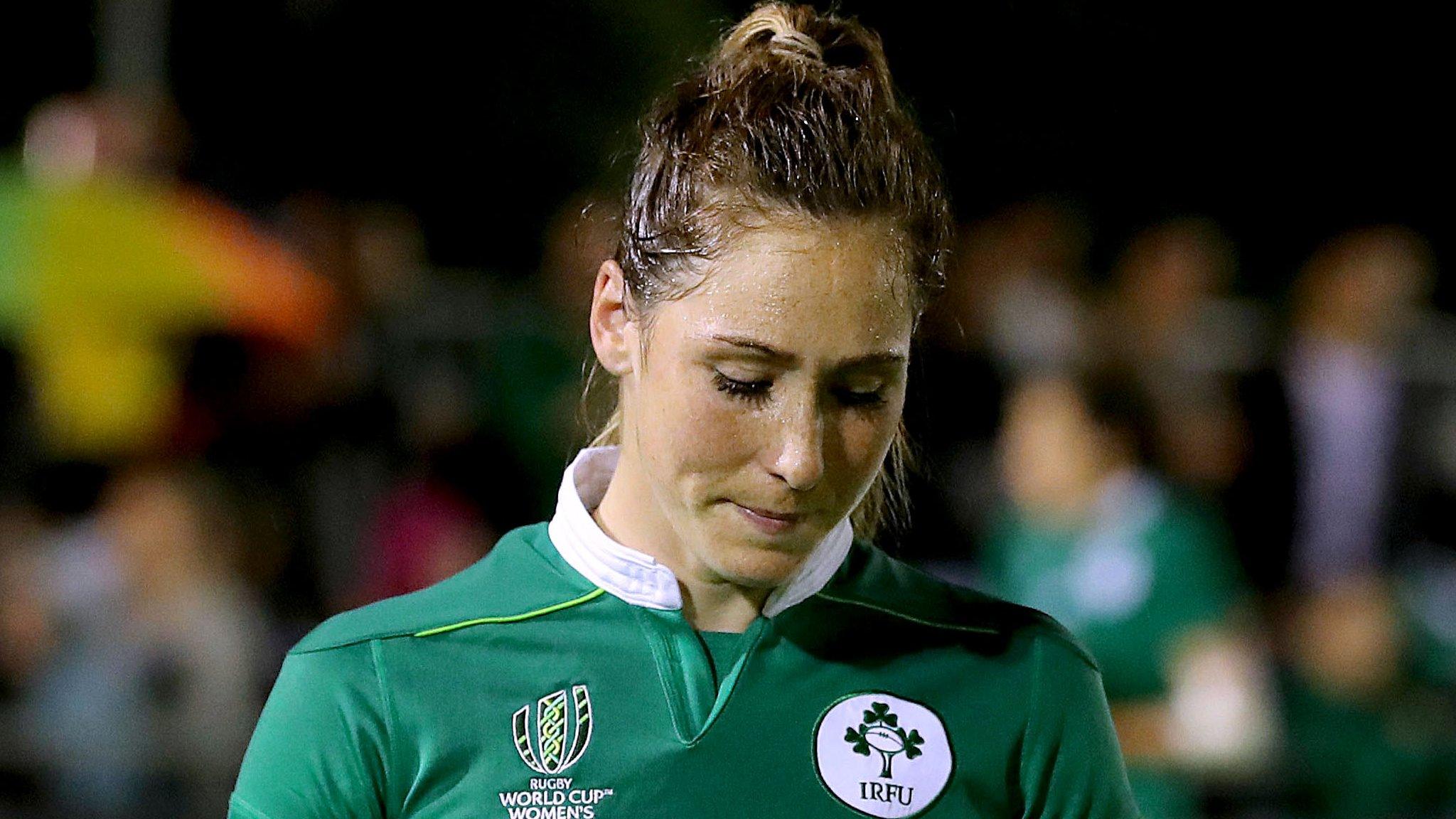 Eimear Considine is replaced by Louise Galvin in the Ireland backs