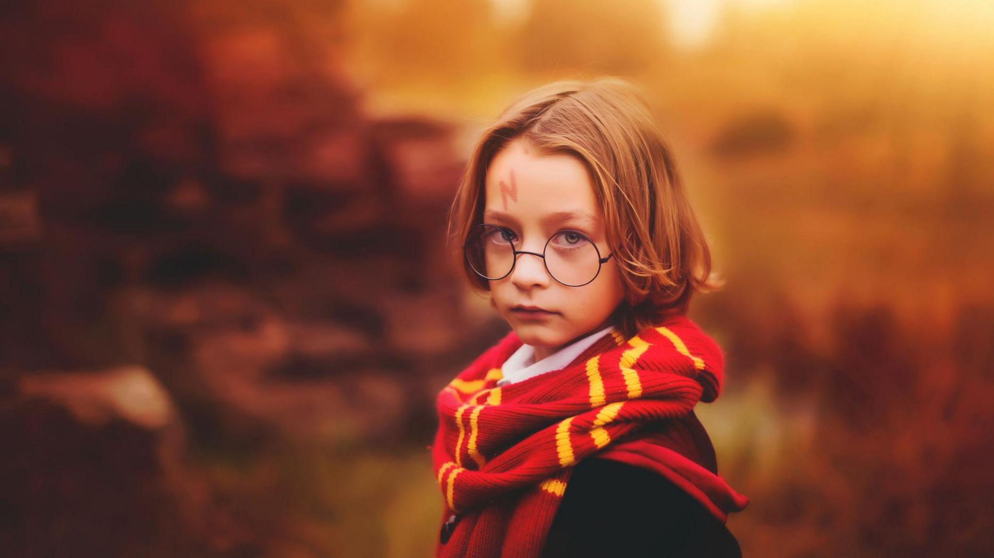 Child dressed up as Harry Potter