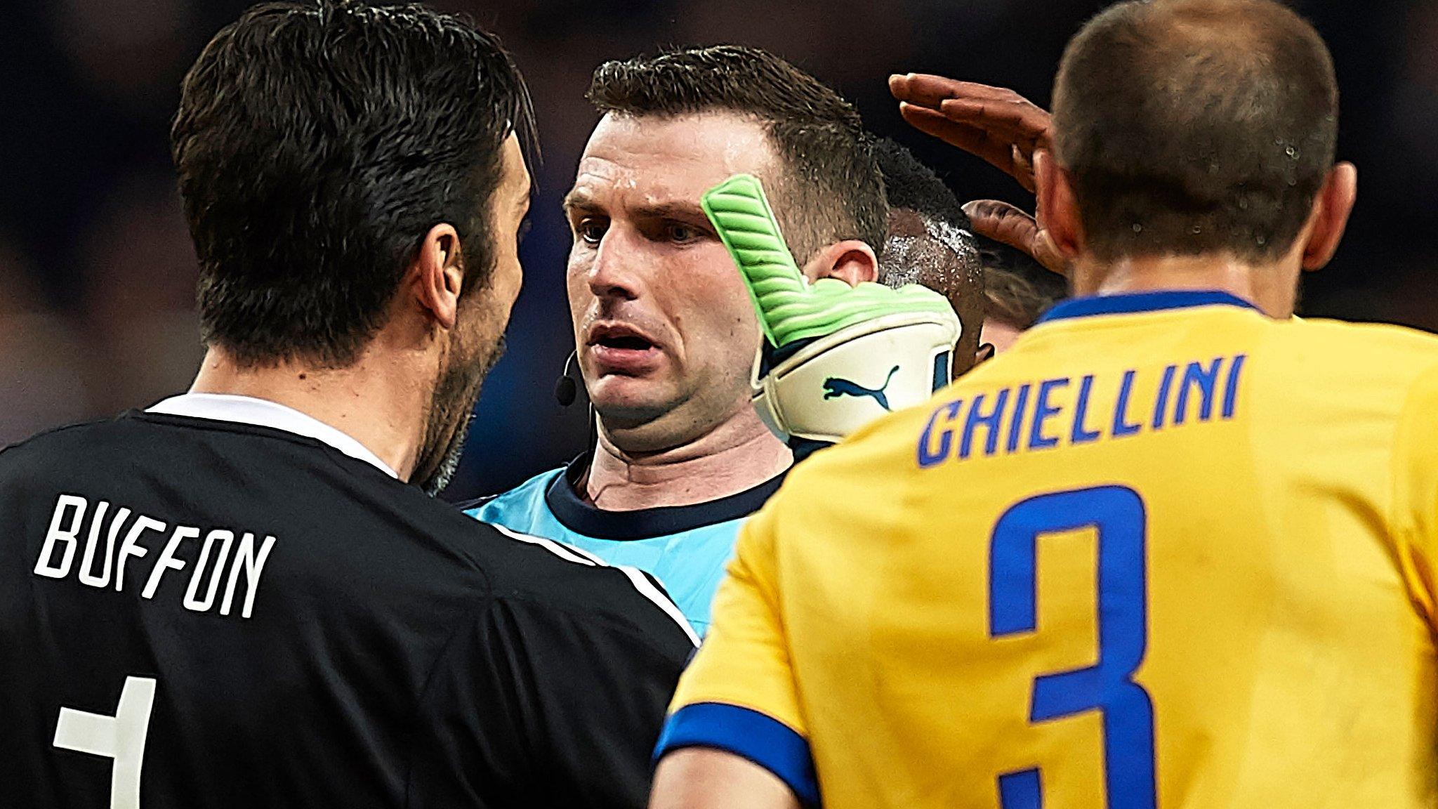 Gianlugi Buffon rages at Michael Oliver