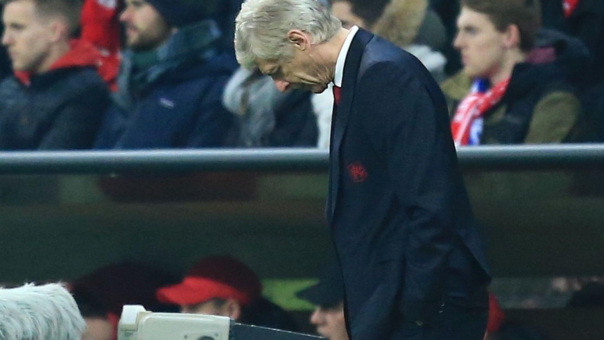 Arsene Wenger looks dejected